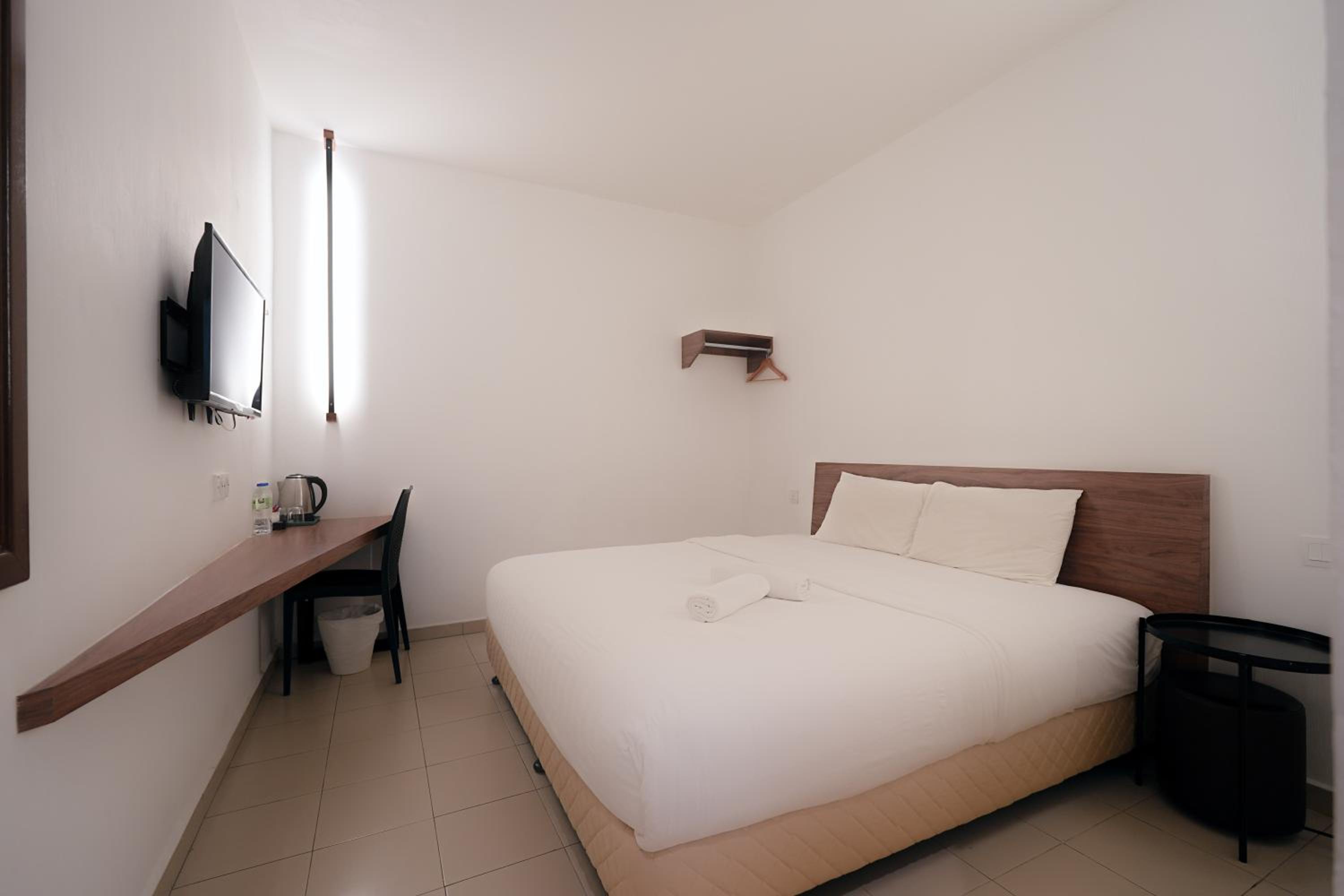 Standard King Room Without Window - Photo 7