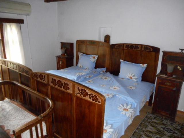 Triple Room with Bathroom photo 2
