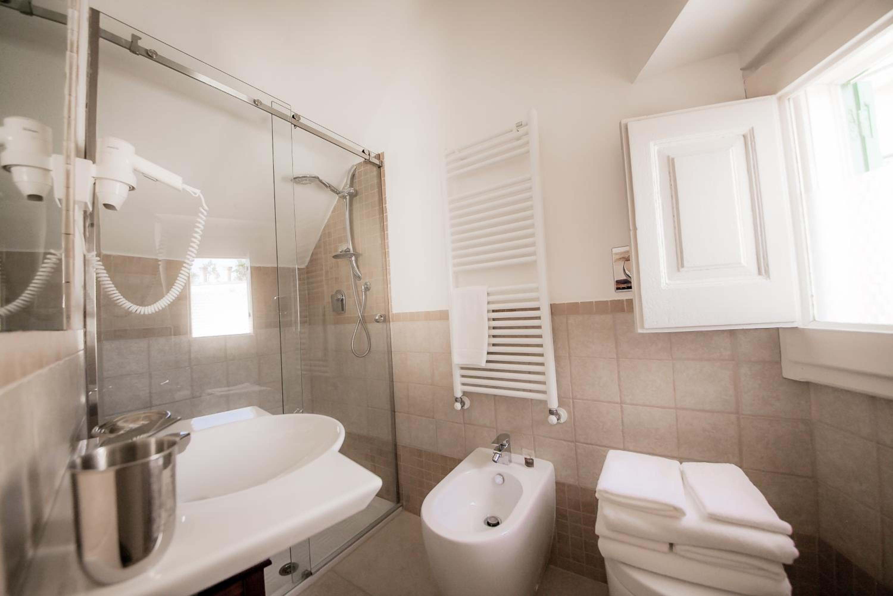 Double or Twin Room with View photo 3