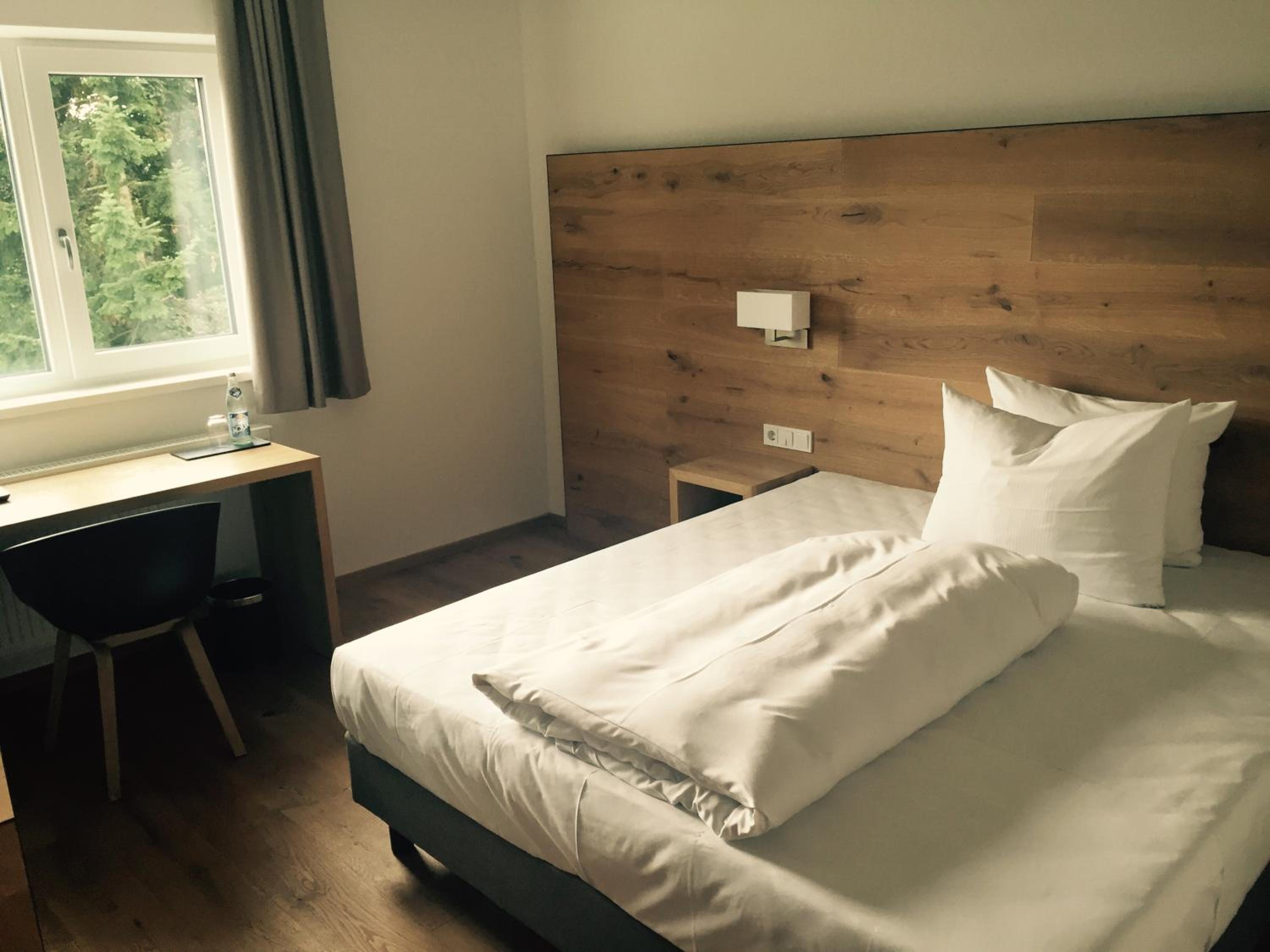 Standard Room - Photo 5