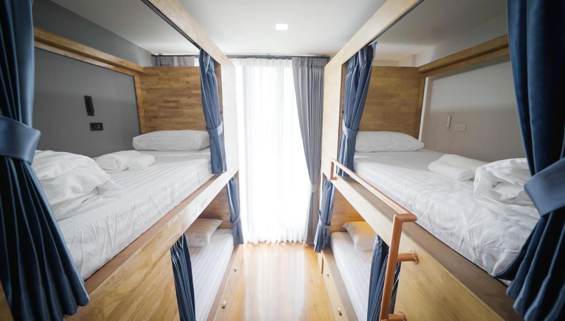 Bed in 6-Bed Dormitory Room photo 2