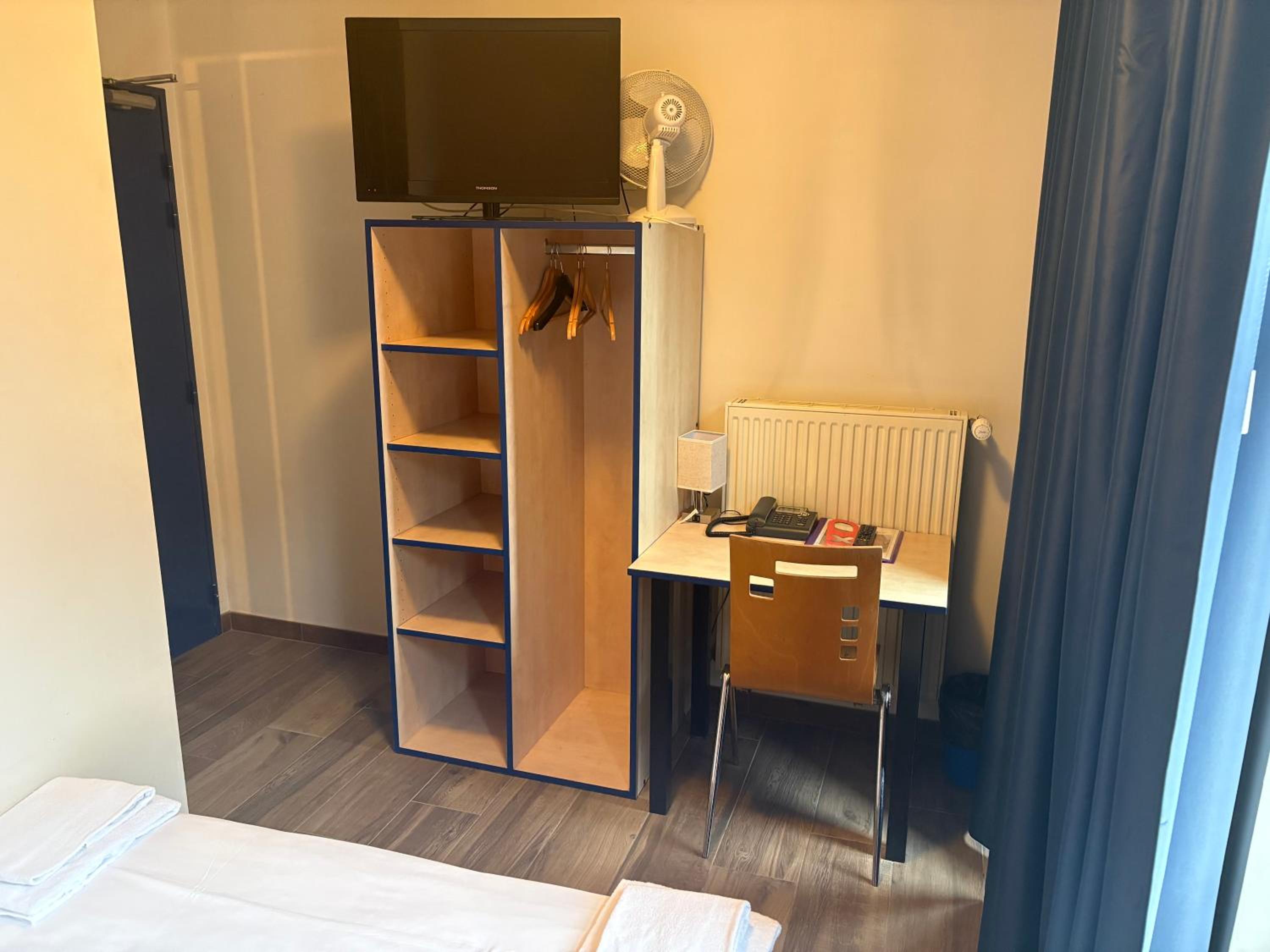 Small Double Room photo 3
