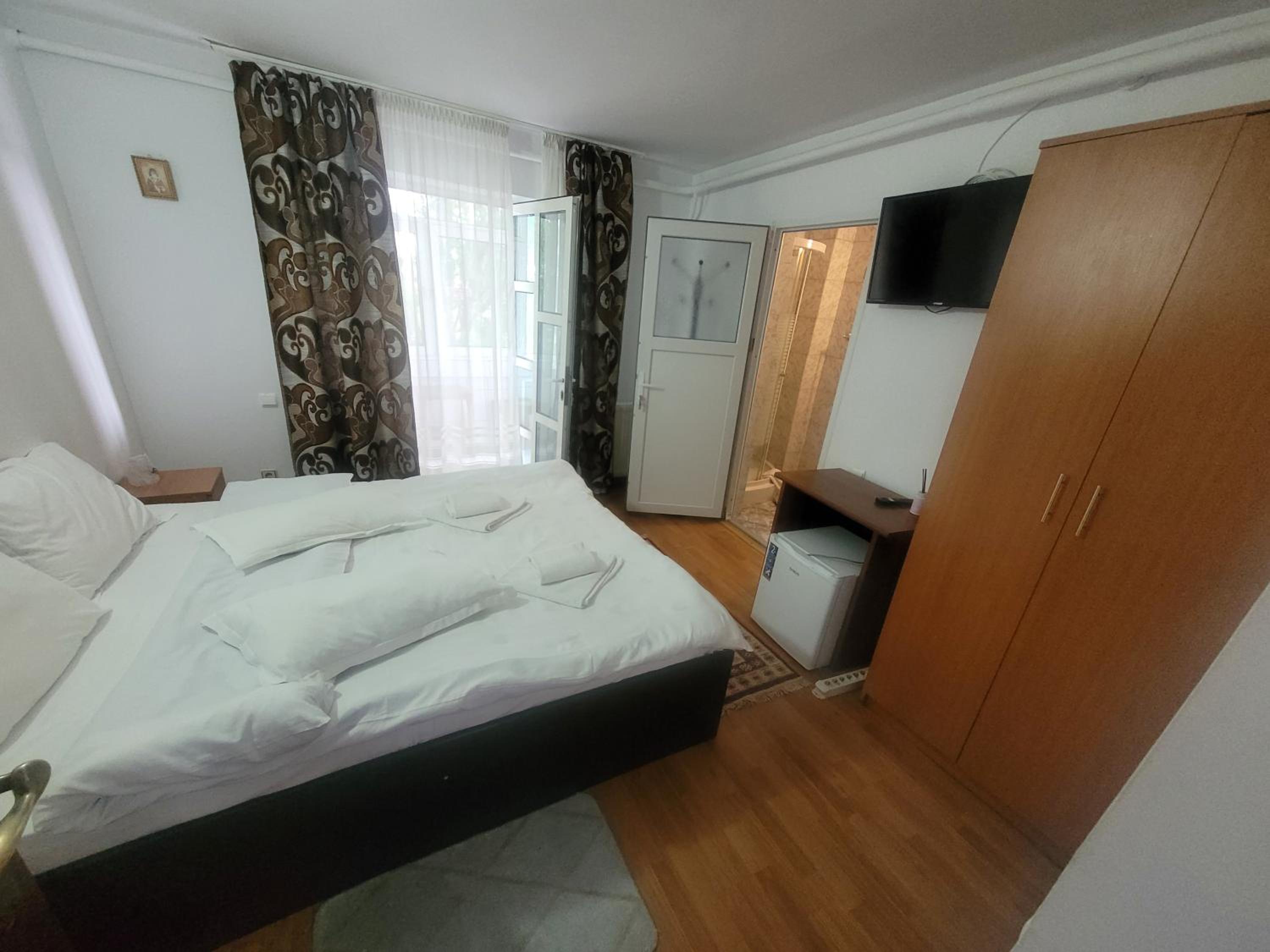 Double Room with Balcony photo 2