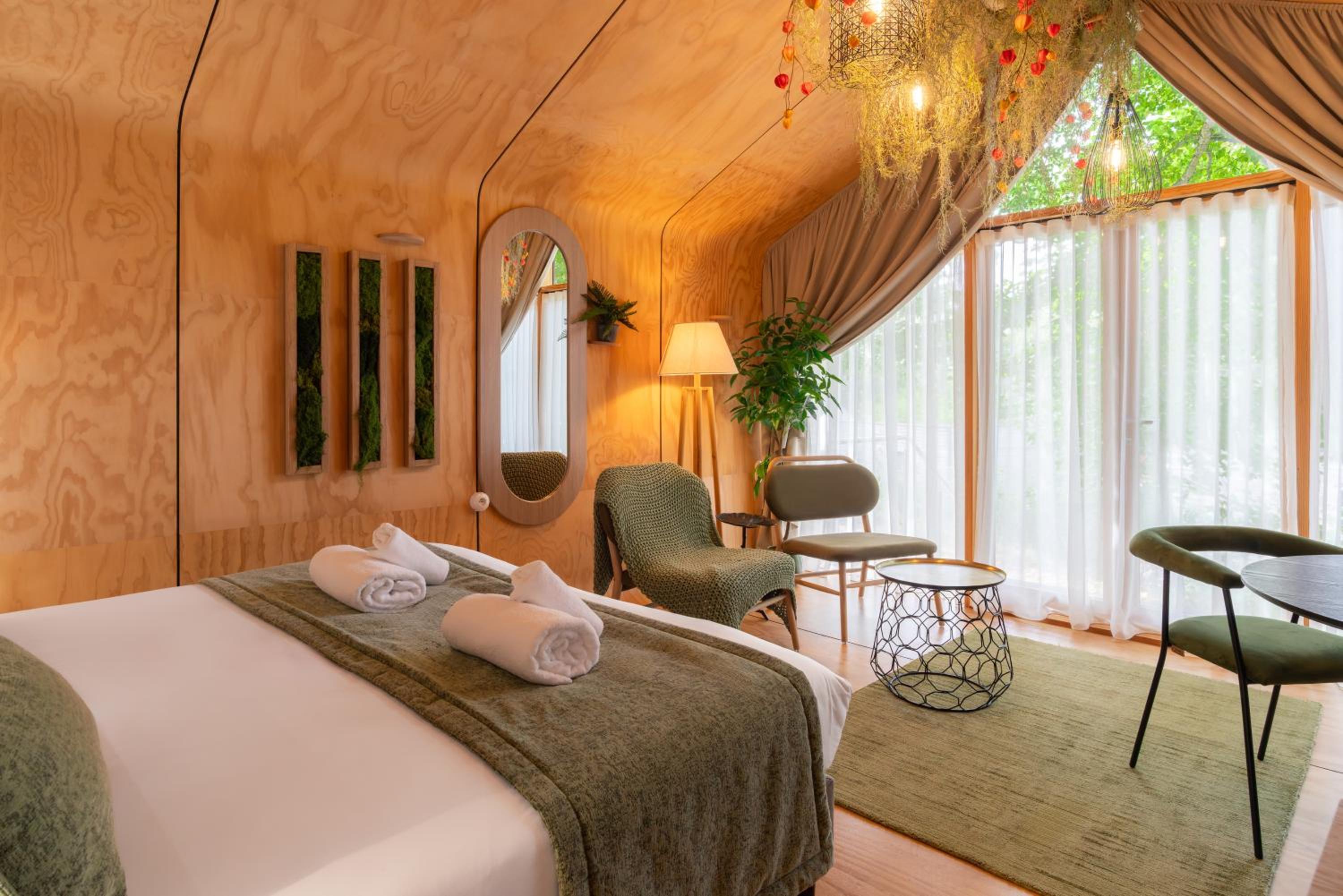 Lodge Wikkel - A l'oree du bois