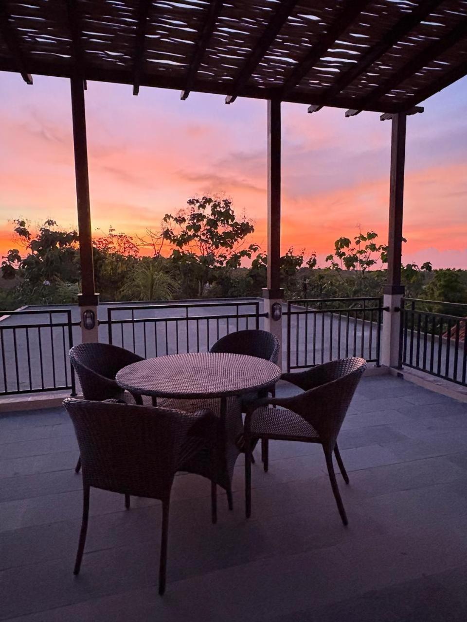 Villa with Sea View photo 2