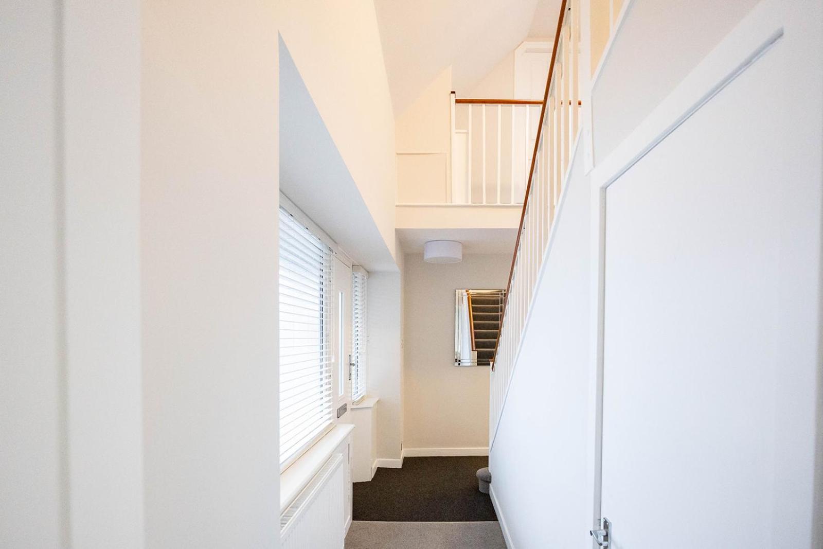 Three-Bedroom House photo 3