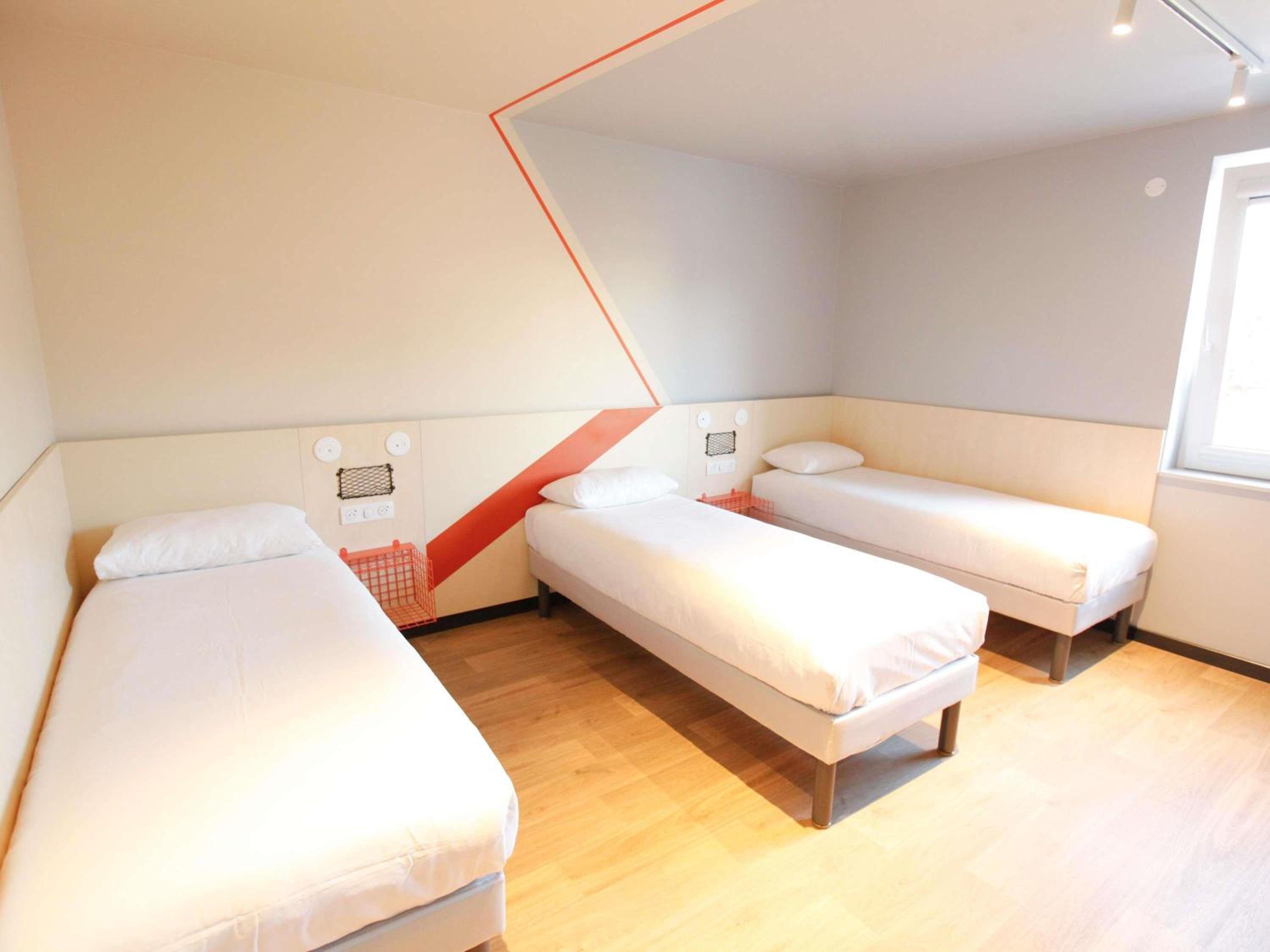 Standard Double Room with a Single Bed - Photo 1
