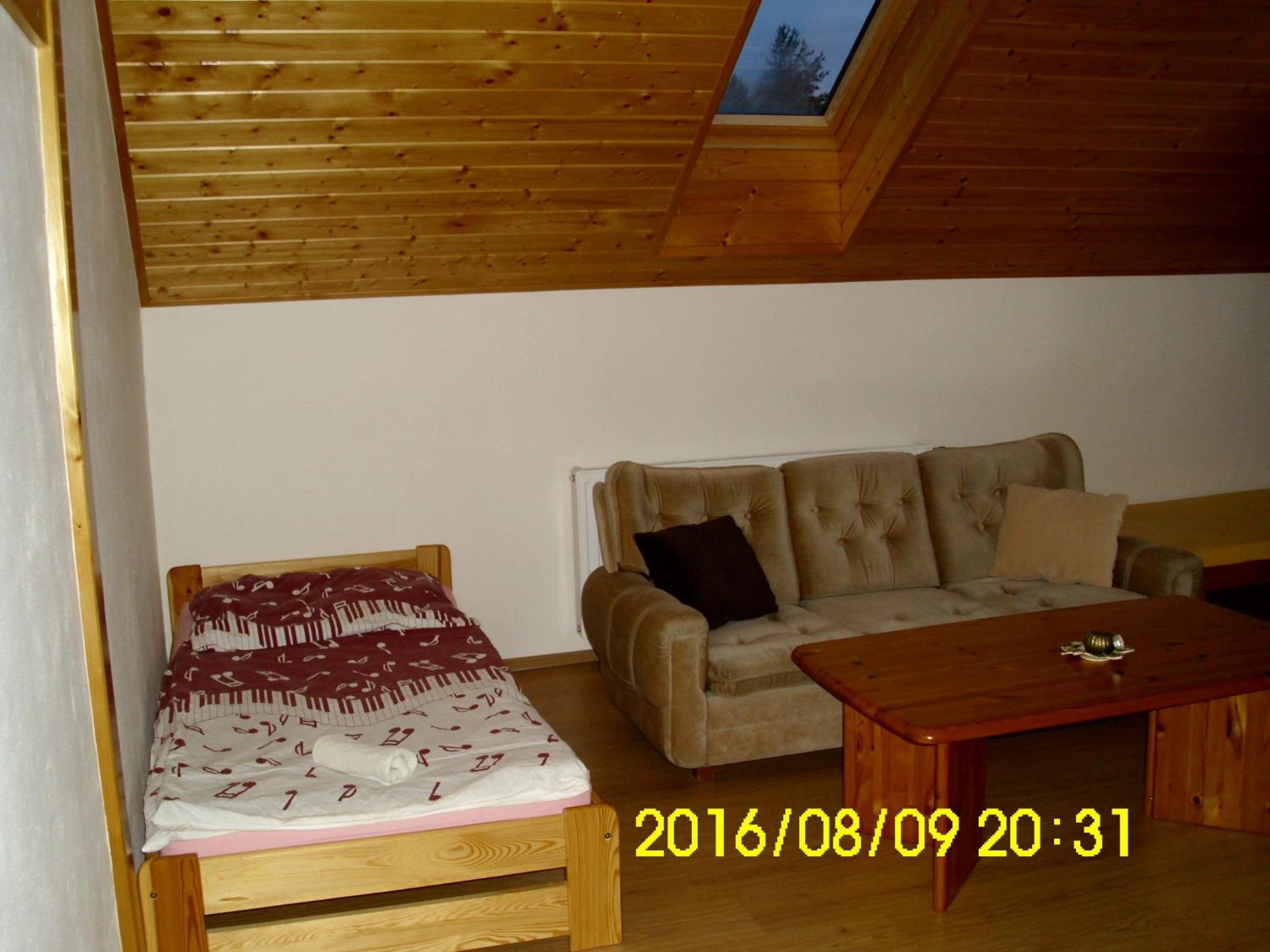 Apartment photo 2