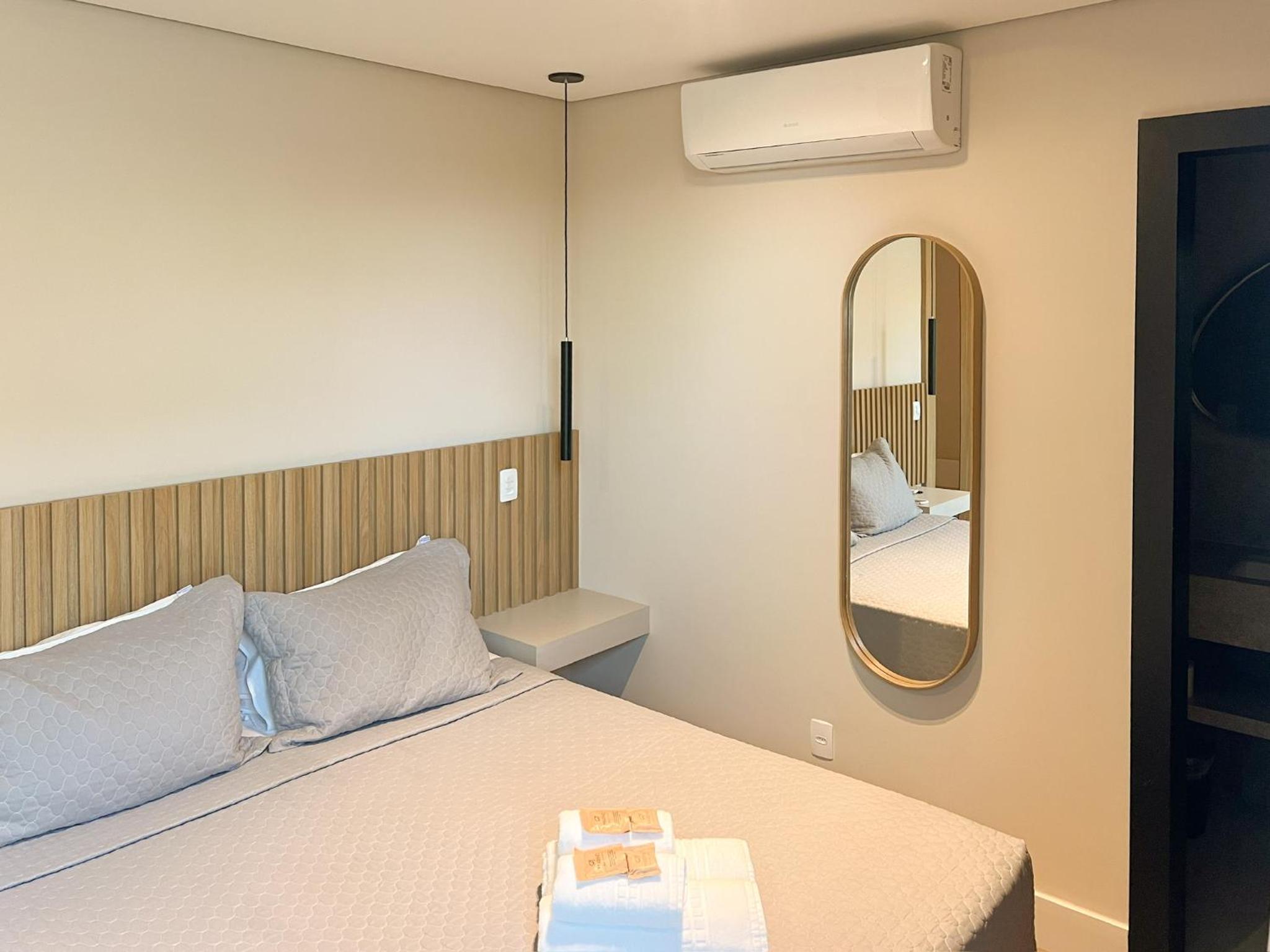 Deluxe Double Room with Side Sea View