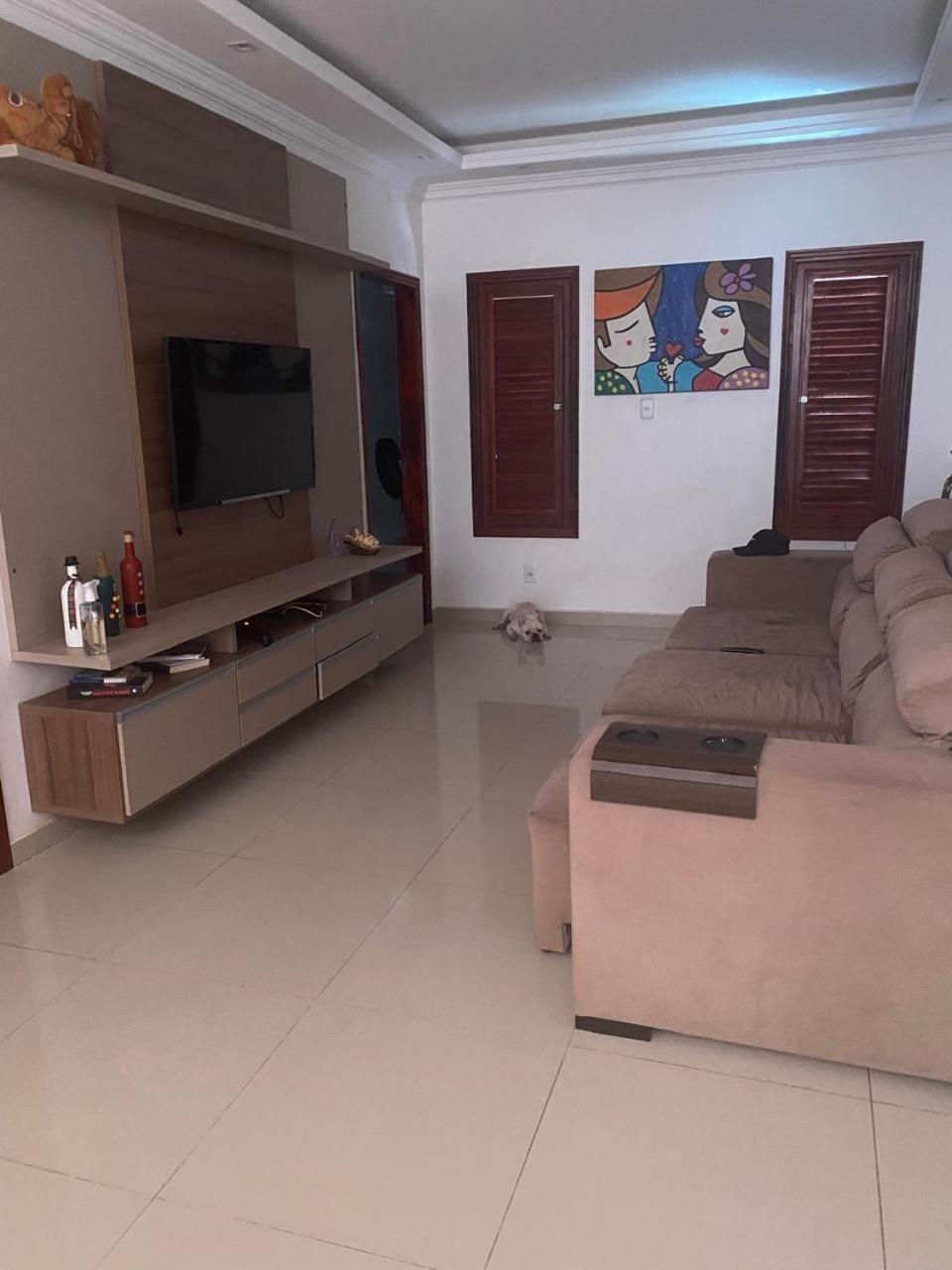Four-Bedroom House photo 2