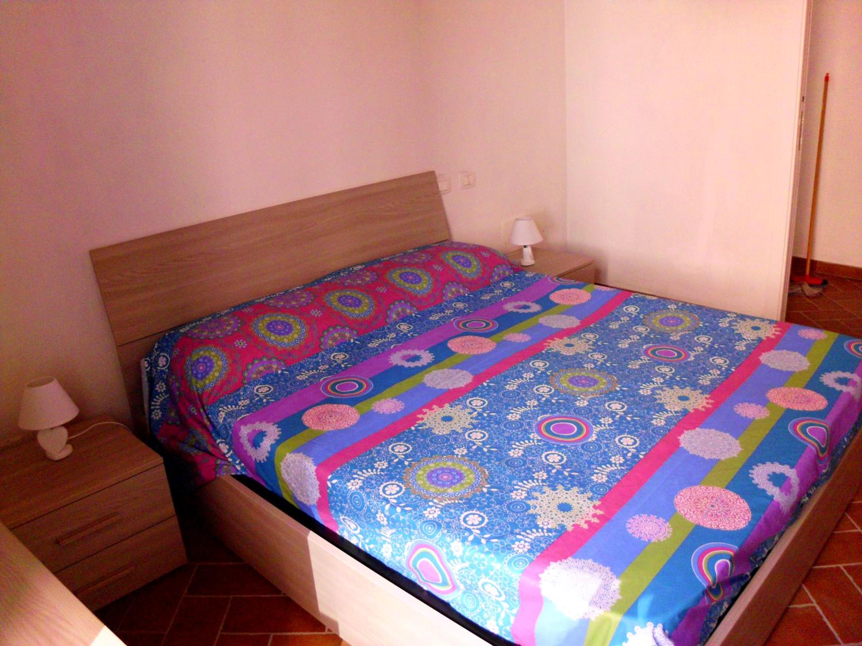 Two-Bedroom House - Photo 2