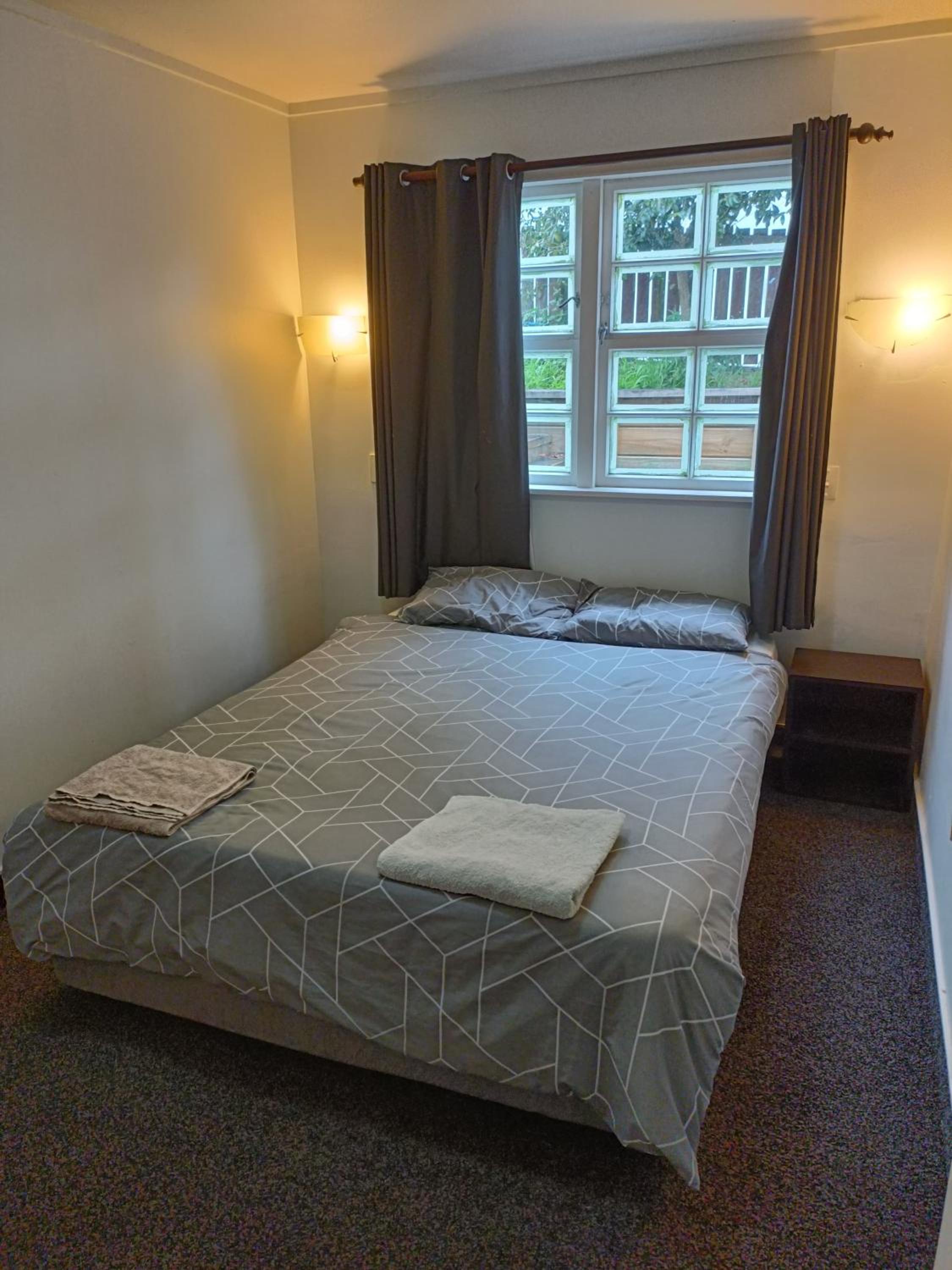 One-Bedroom Apartment - Photo 4