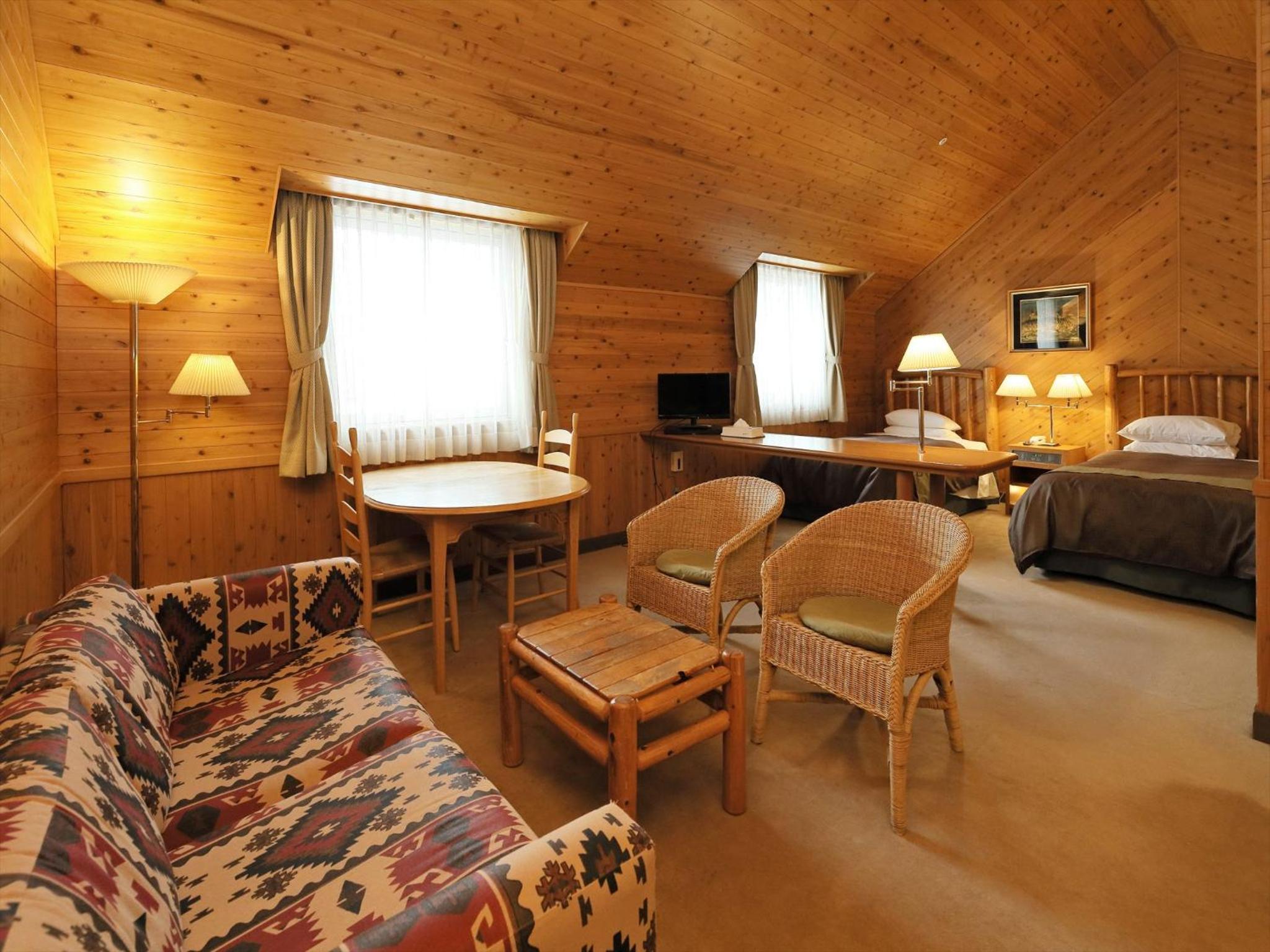 Deluxe Twin Room - Photo 2