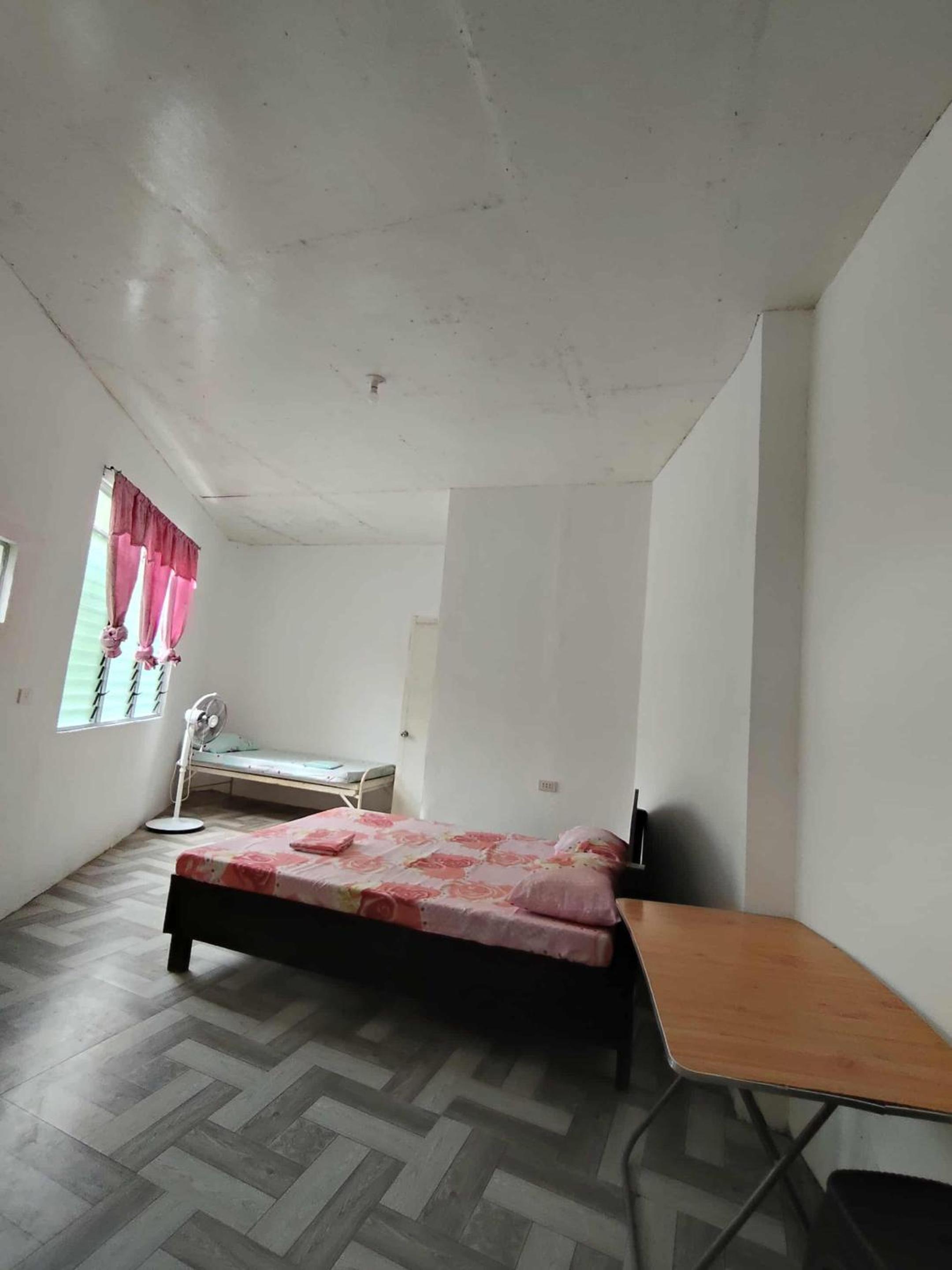 Economy Quadruple Room photo 1
