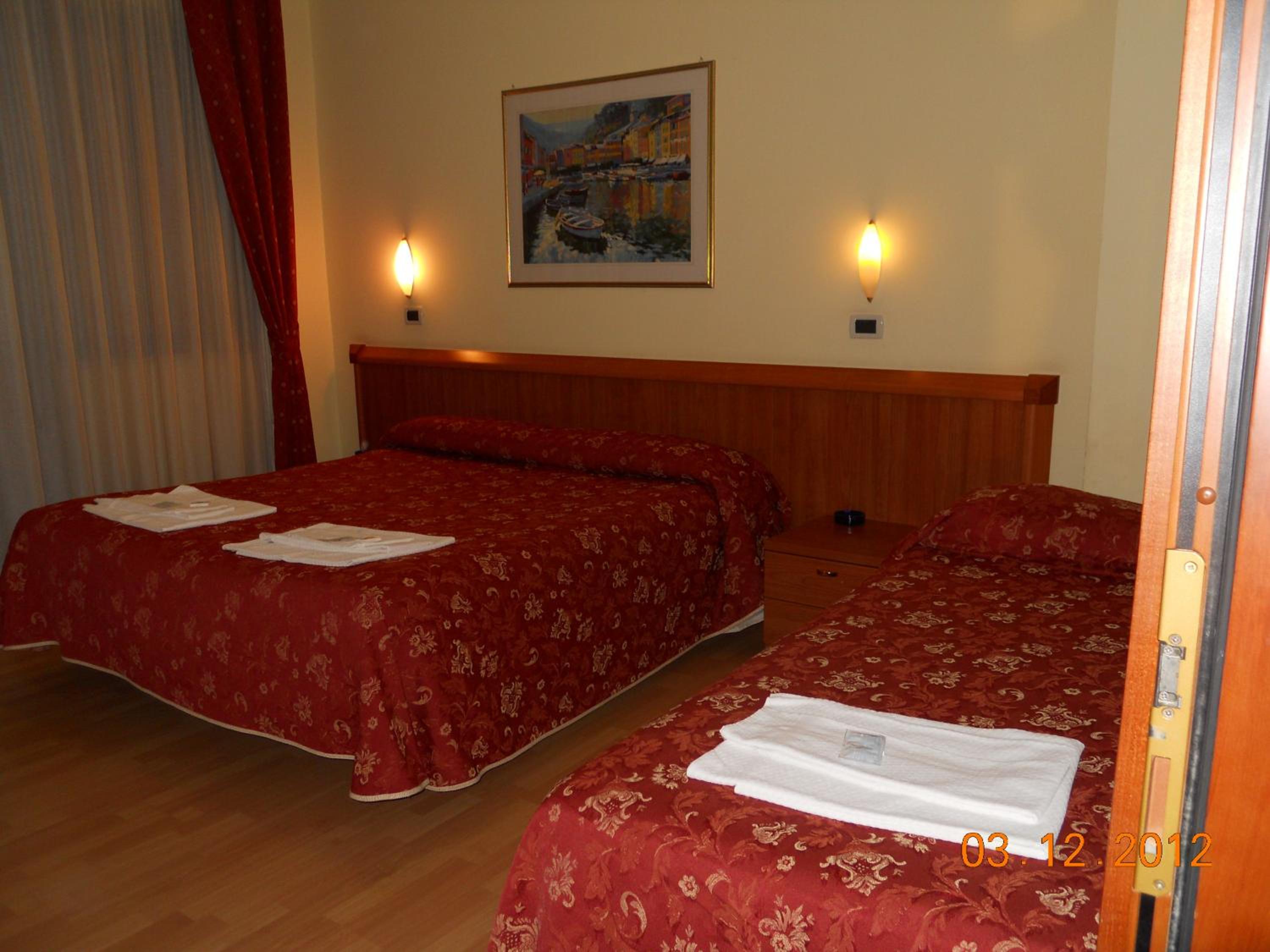 Triple Room - Photo 4