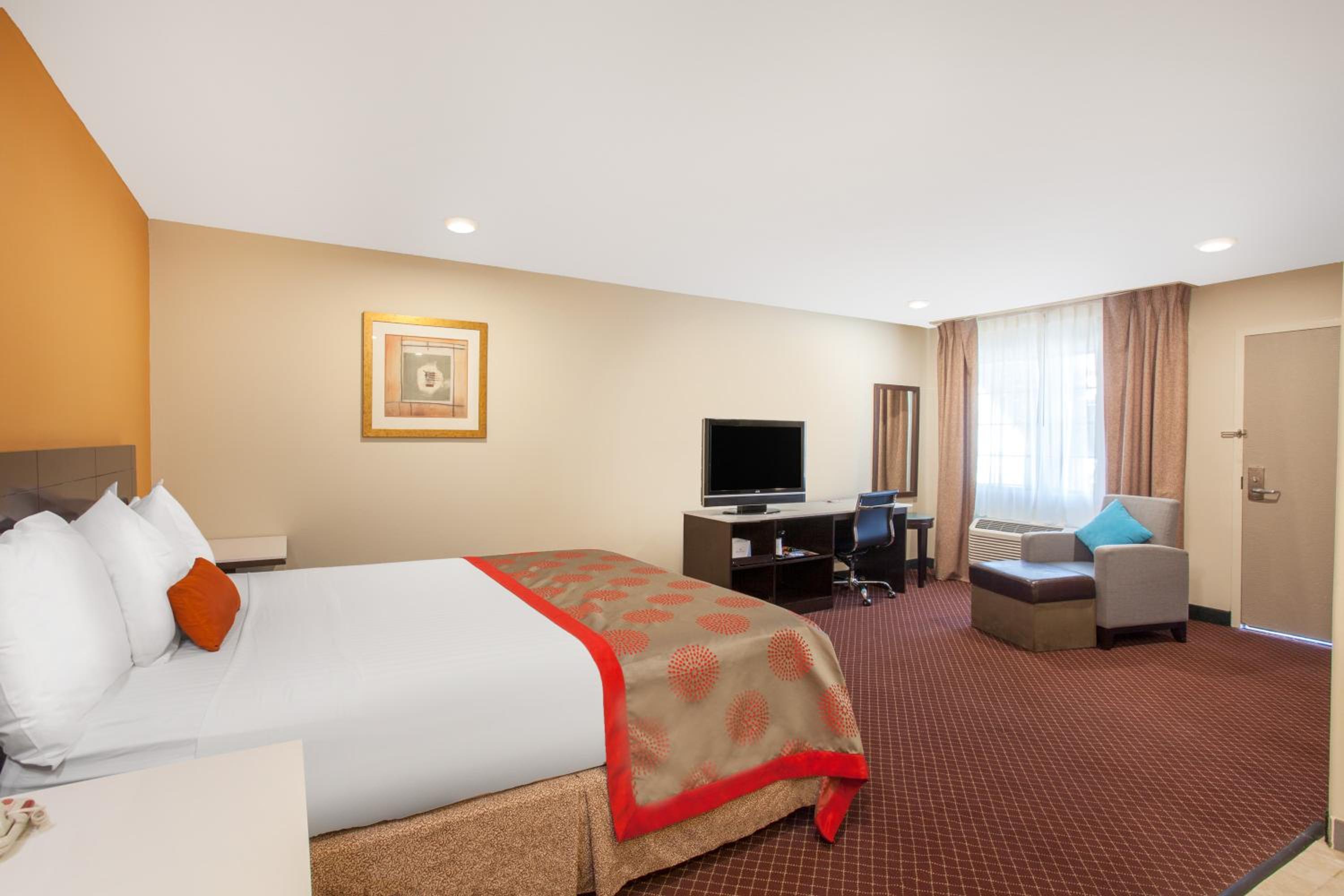 Double Room with Mobility/Hearing Impaired Access - Non-Smoking photo 3