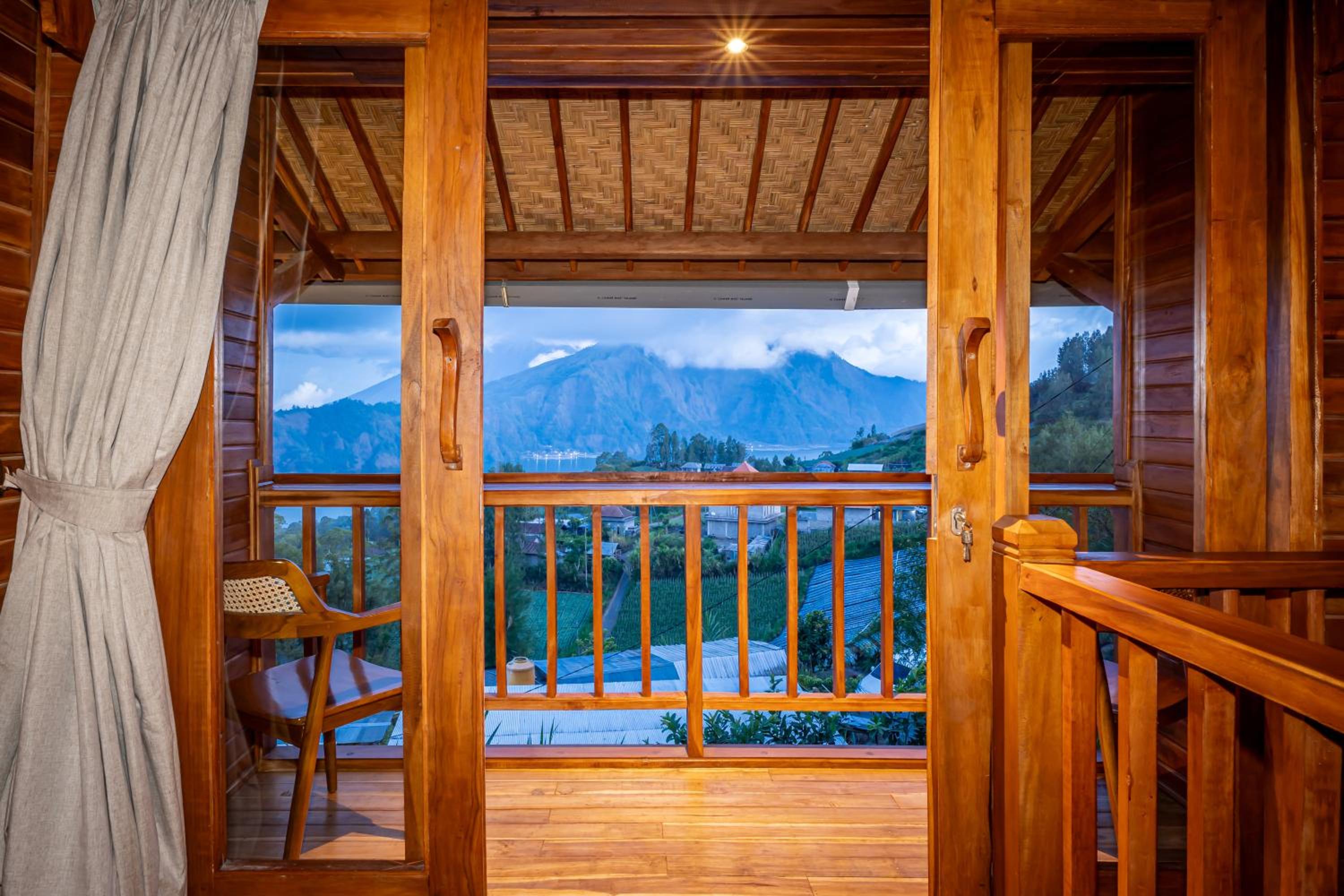 Studio with Lake View photo 2
