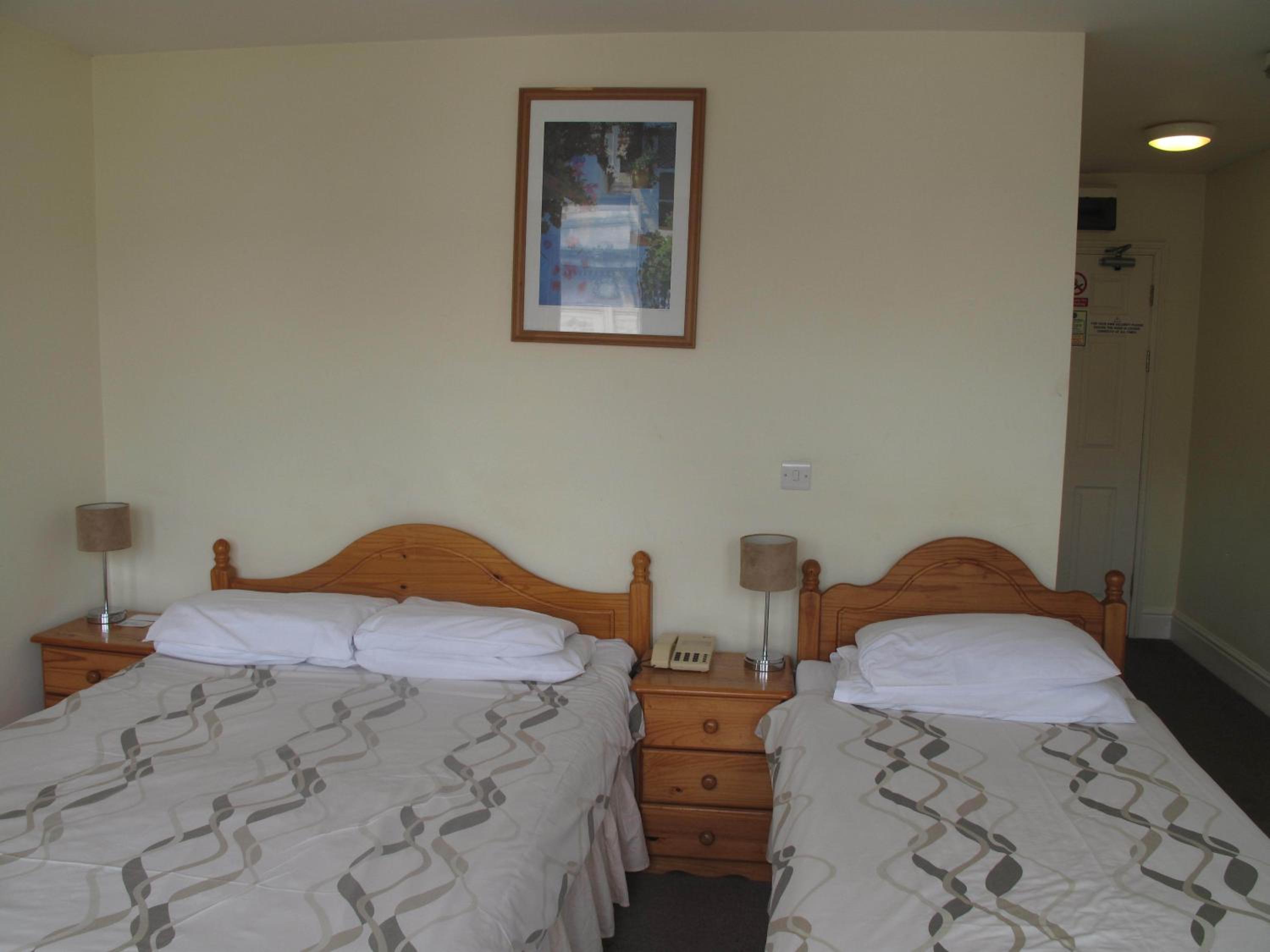 Family Room - Photo 9