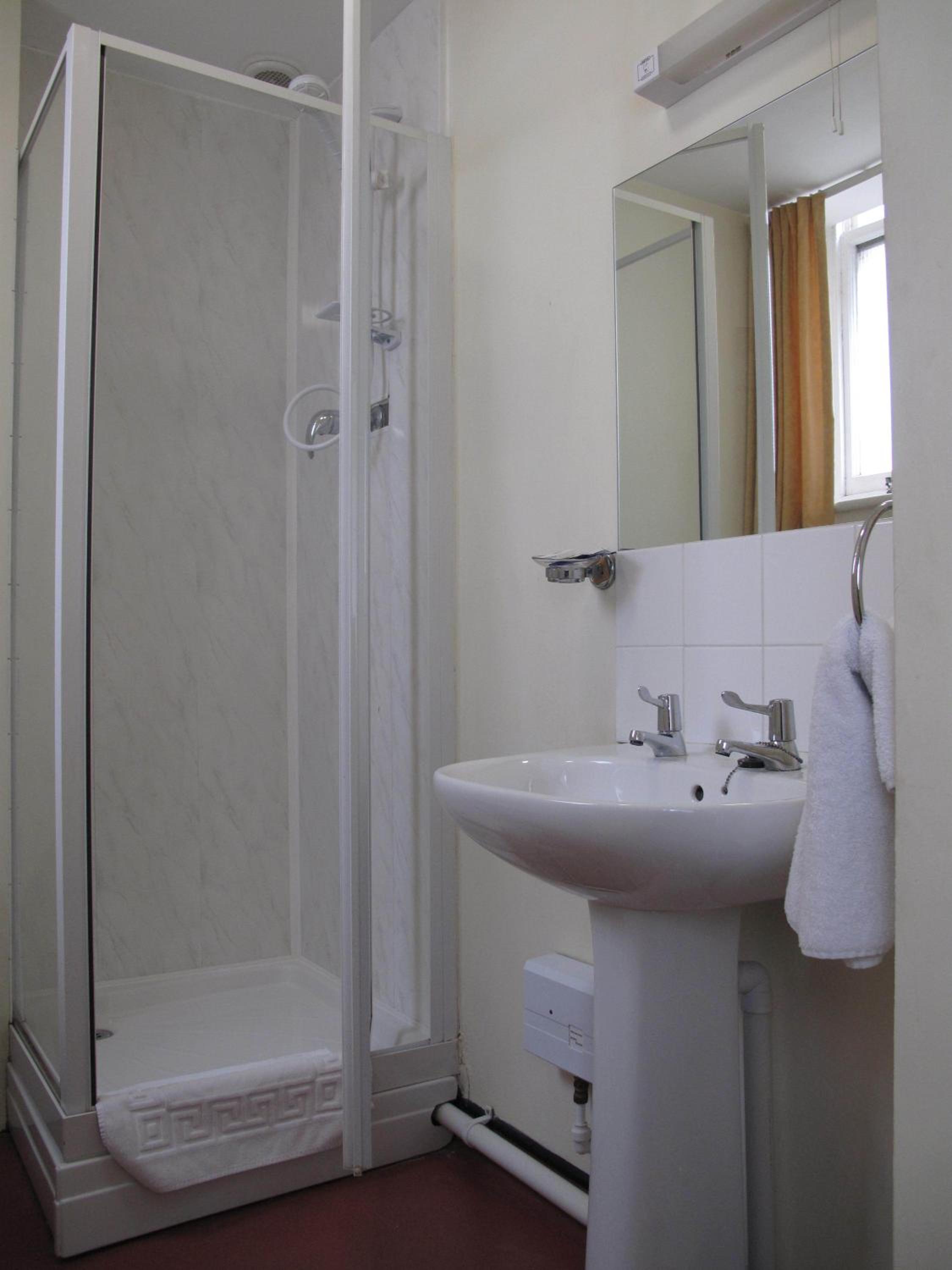Double Room - Photo 3