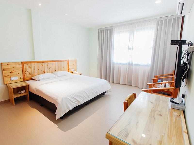 Deluxe Room - Photo 1