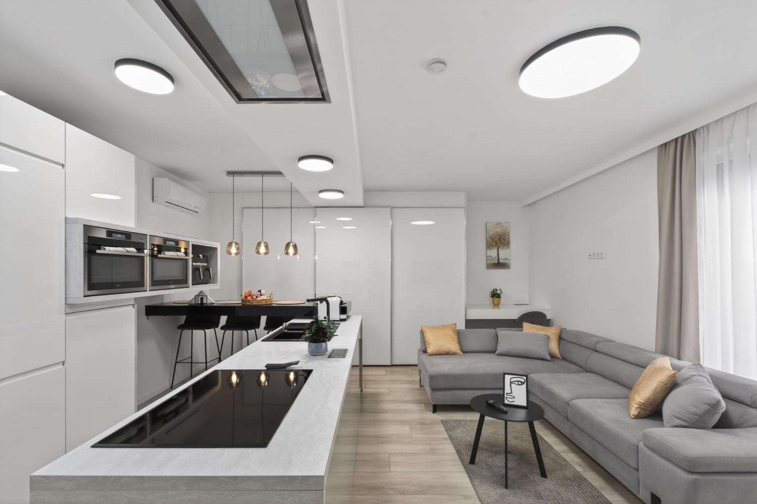 Two-Bedroom Deluxe Apartment photo 1