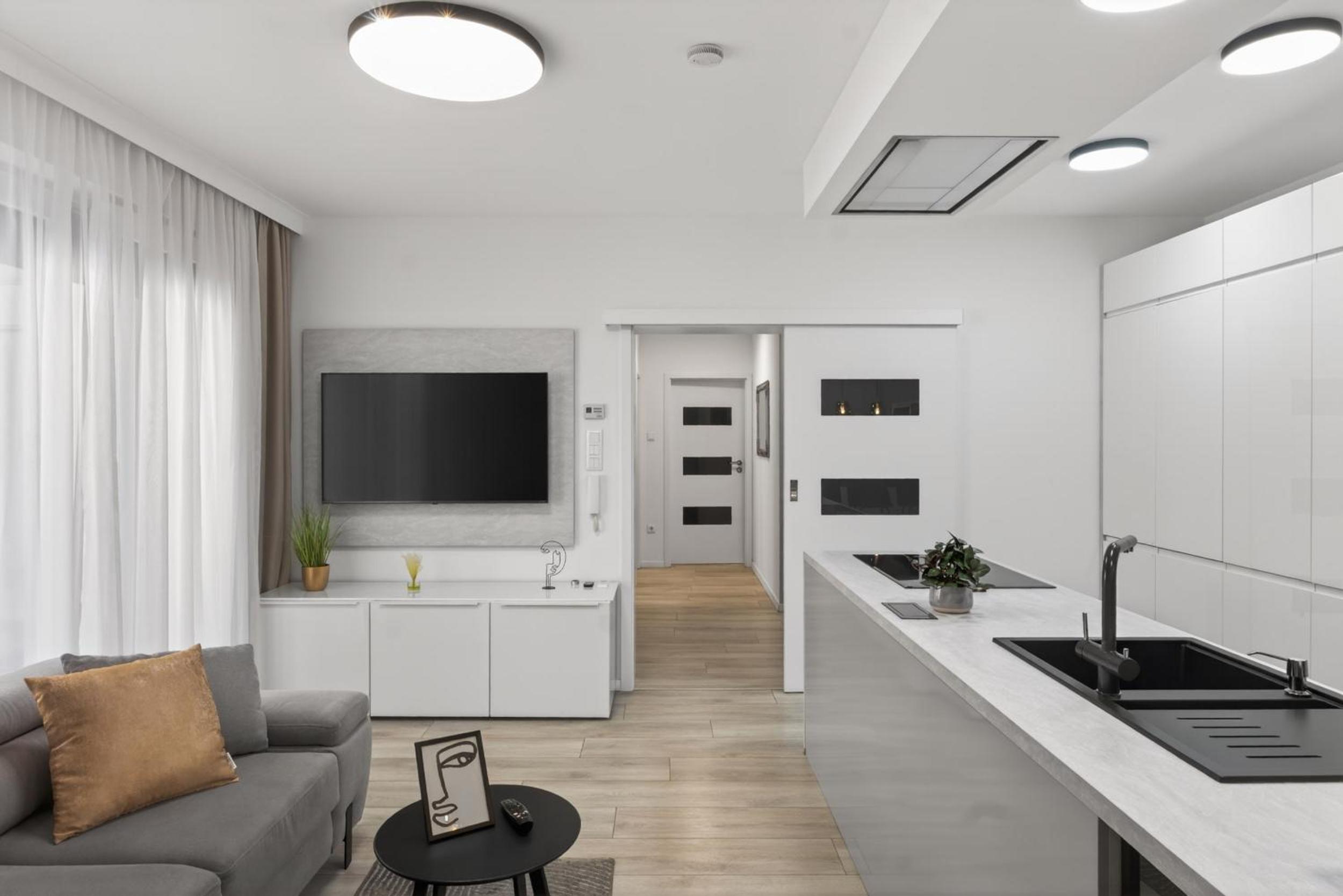 Two-Bedroom Deluxe Apartment photo 2