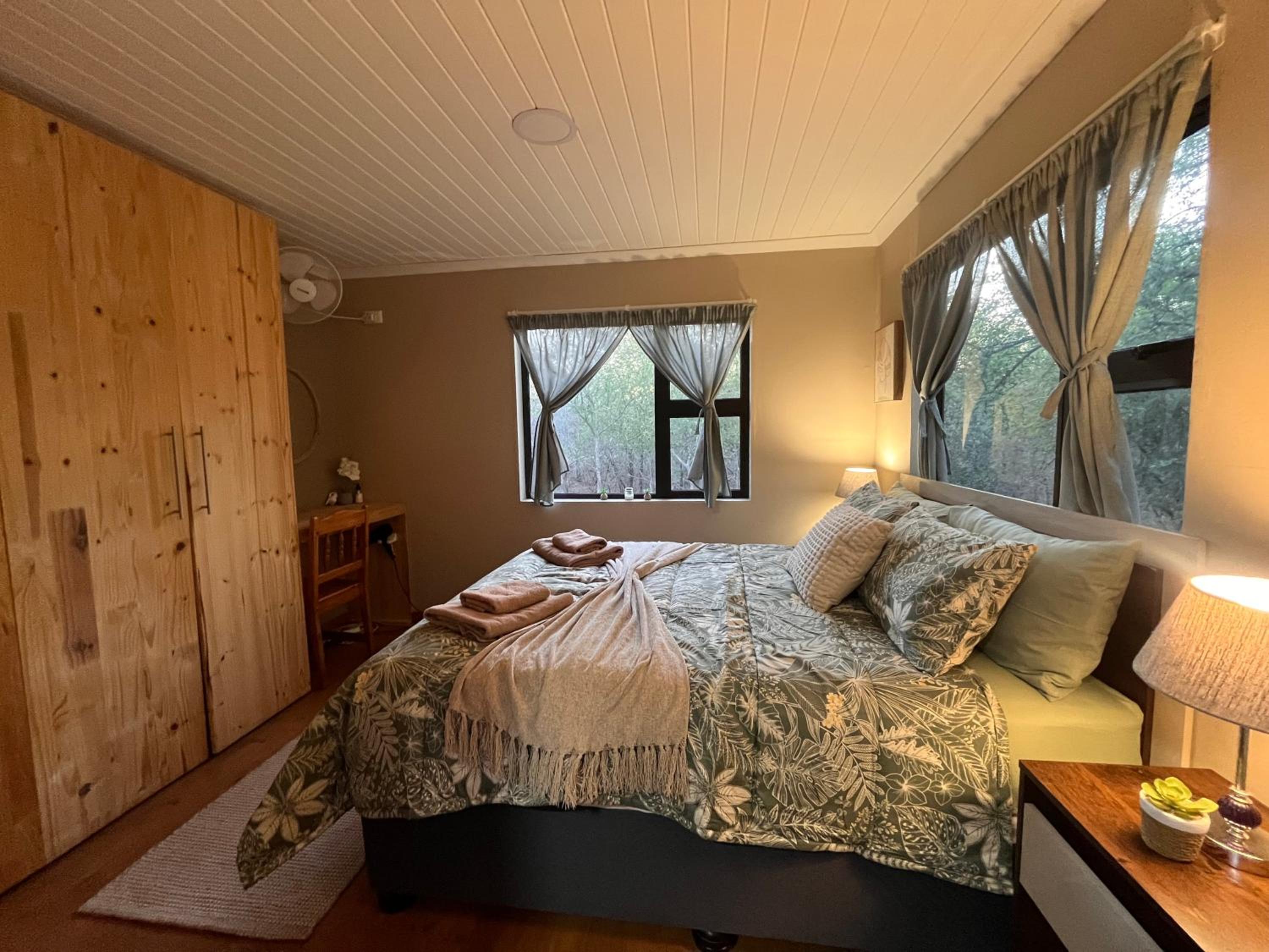 Two-Bedroom House photo 3