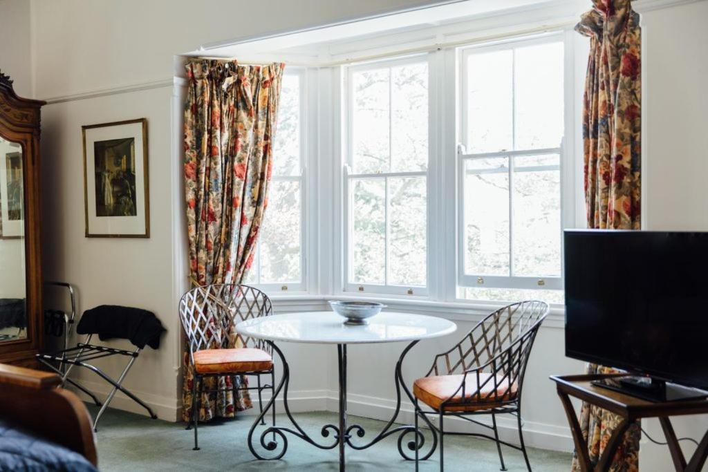 Queen Room with Garden View photo 3