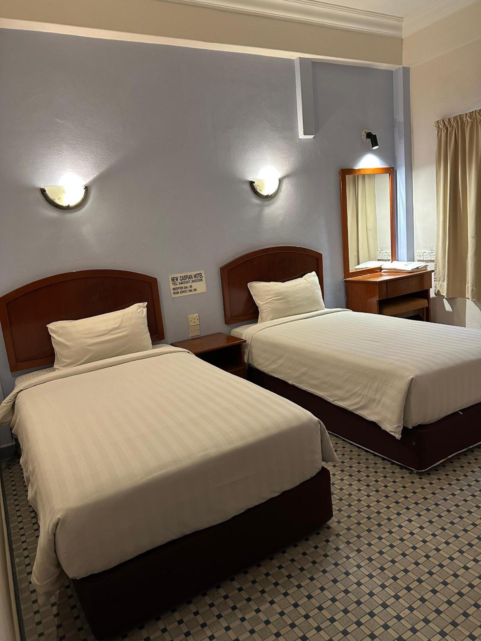 Twin Room with Private Bathroom