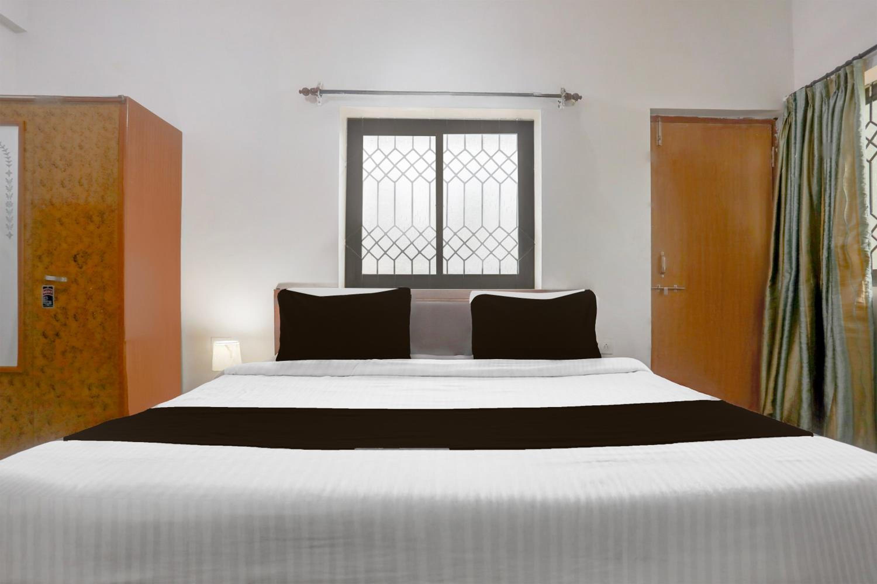Deluxe Triple Room photo 2
