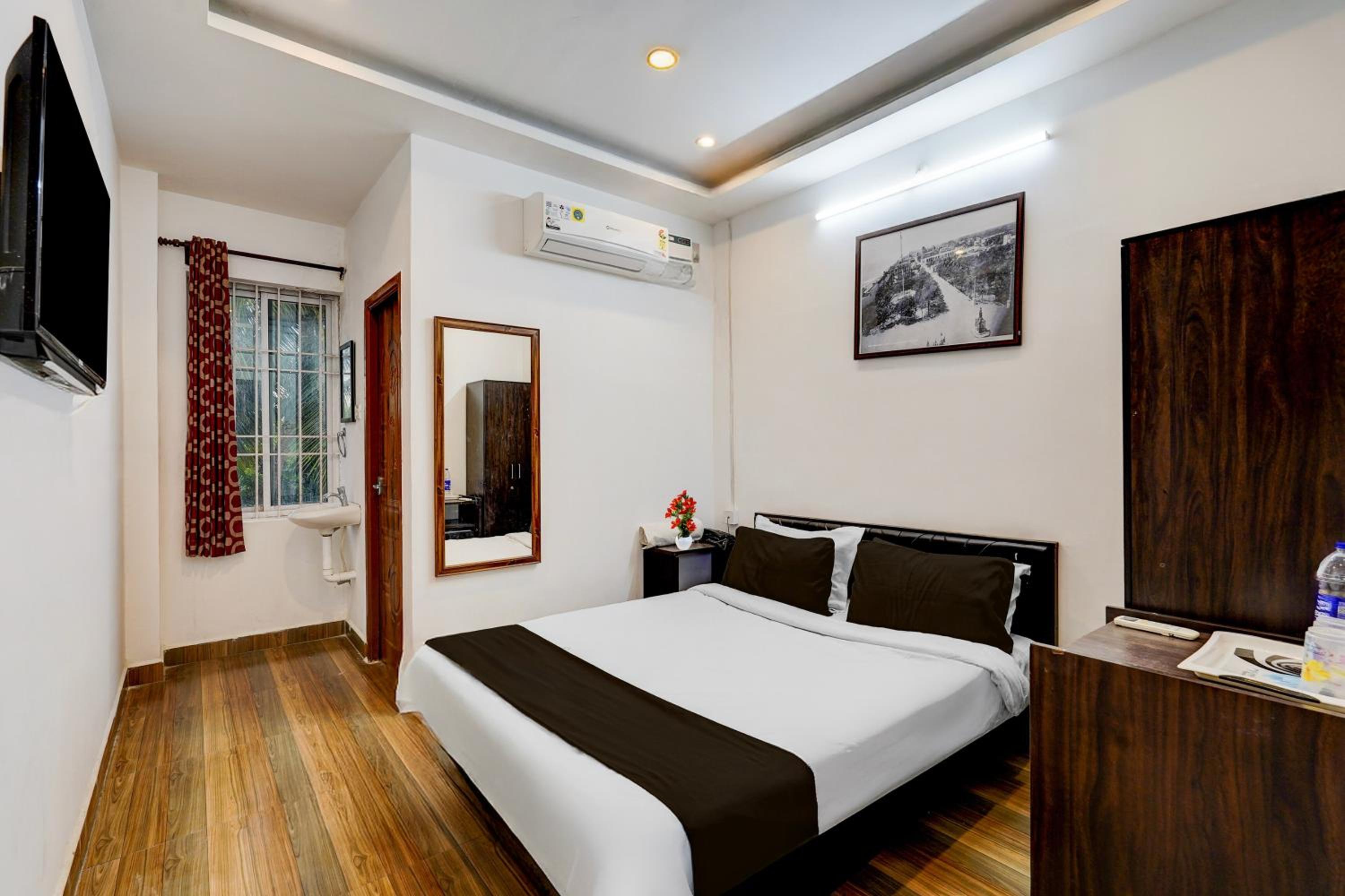 Standard Double Room photo 3