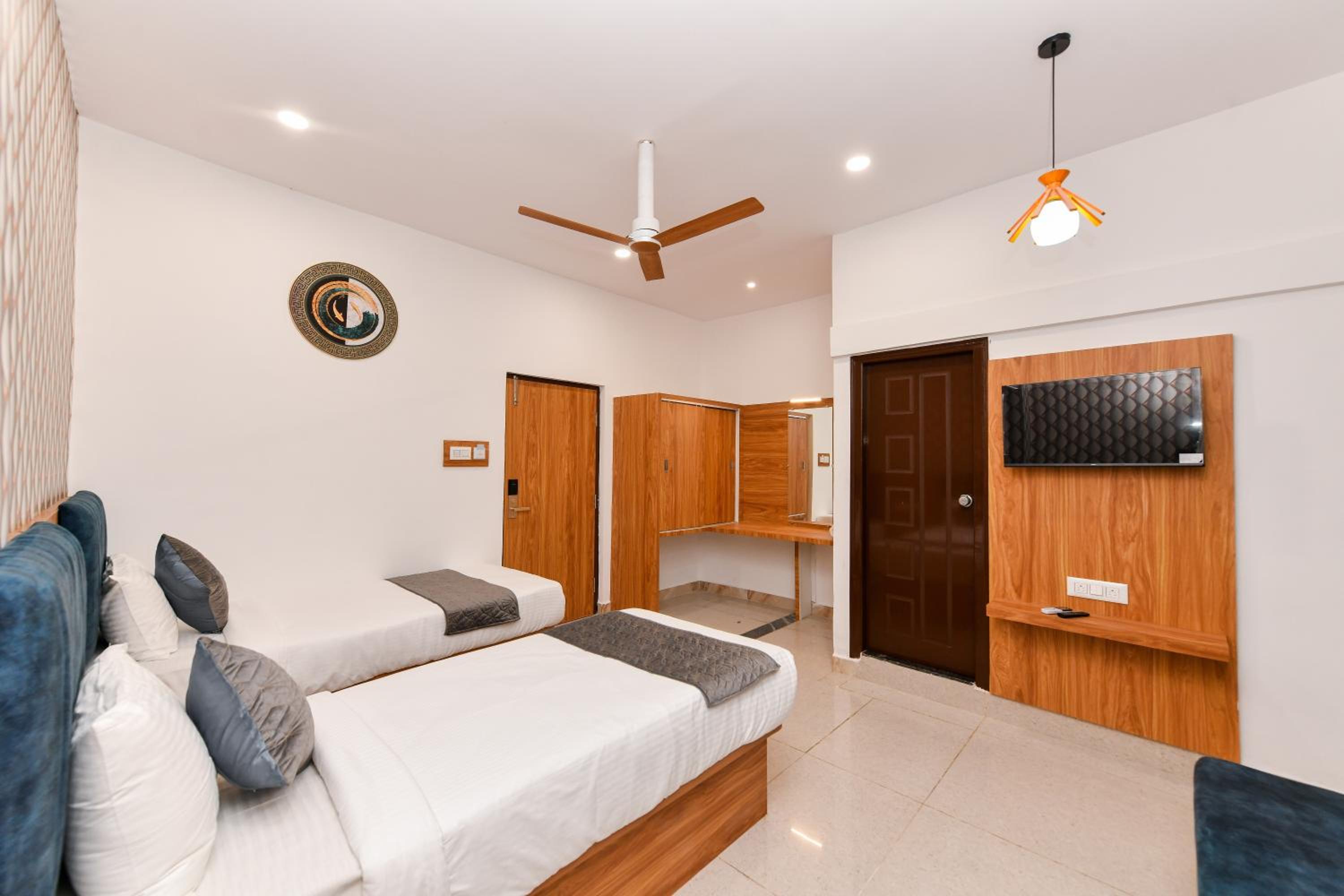 Deluxe Family Room - Photo 4