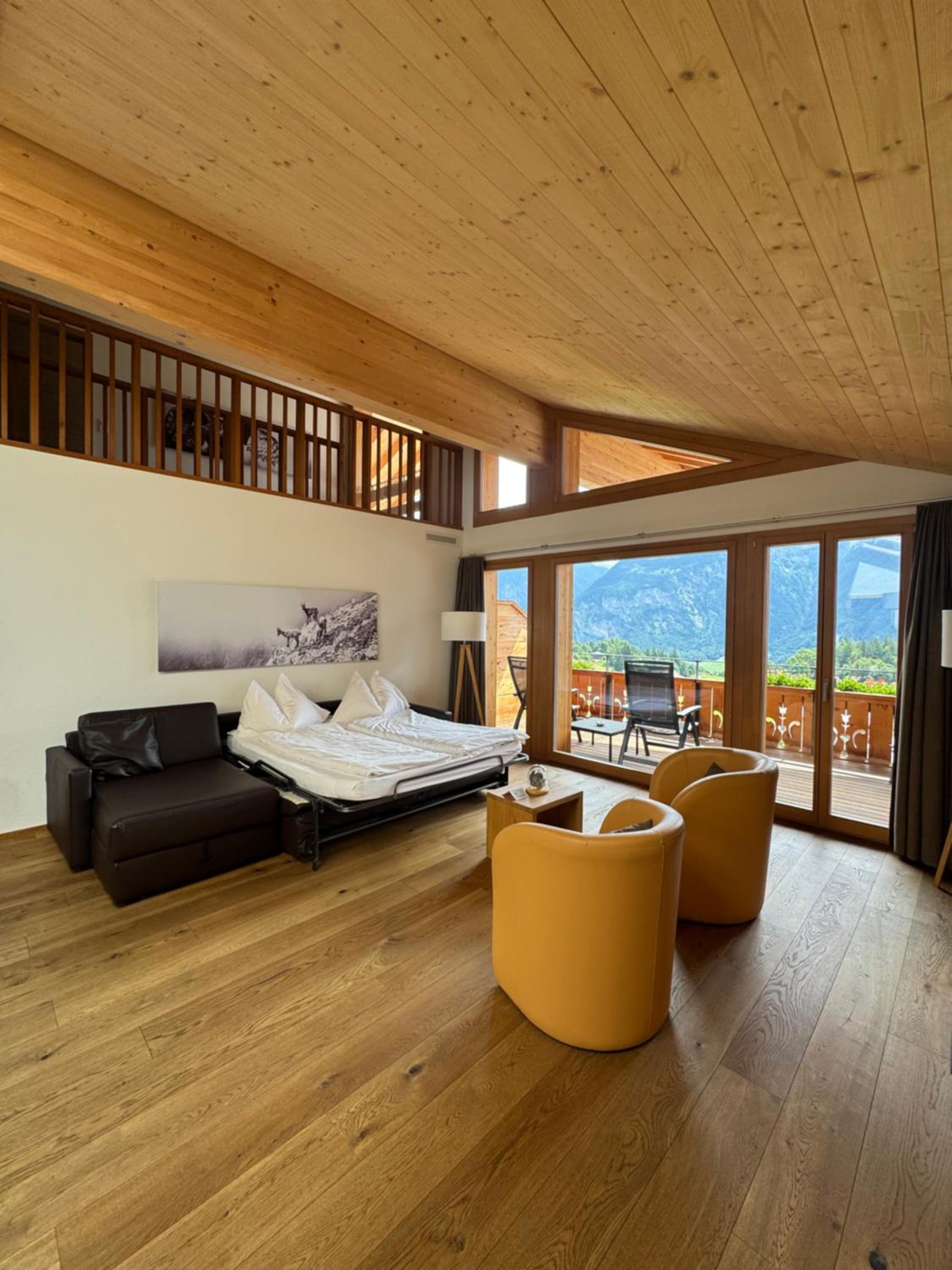 One-Bedroom Apartment with Balcony and Mountain View