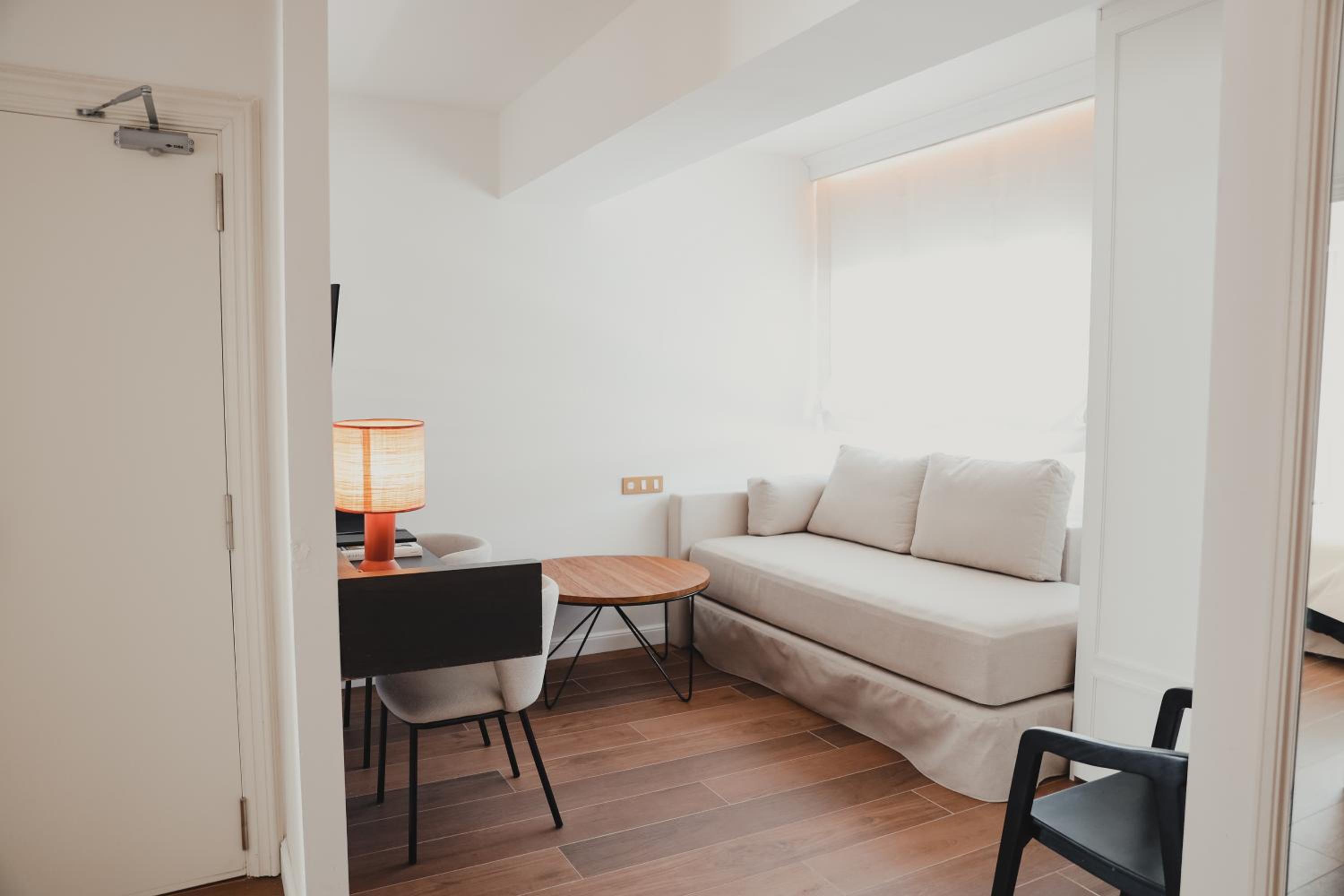 Apartment Suite photo 1