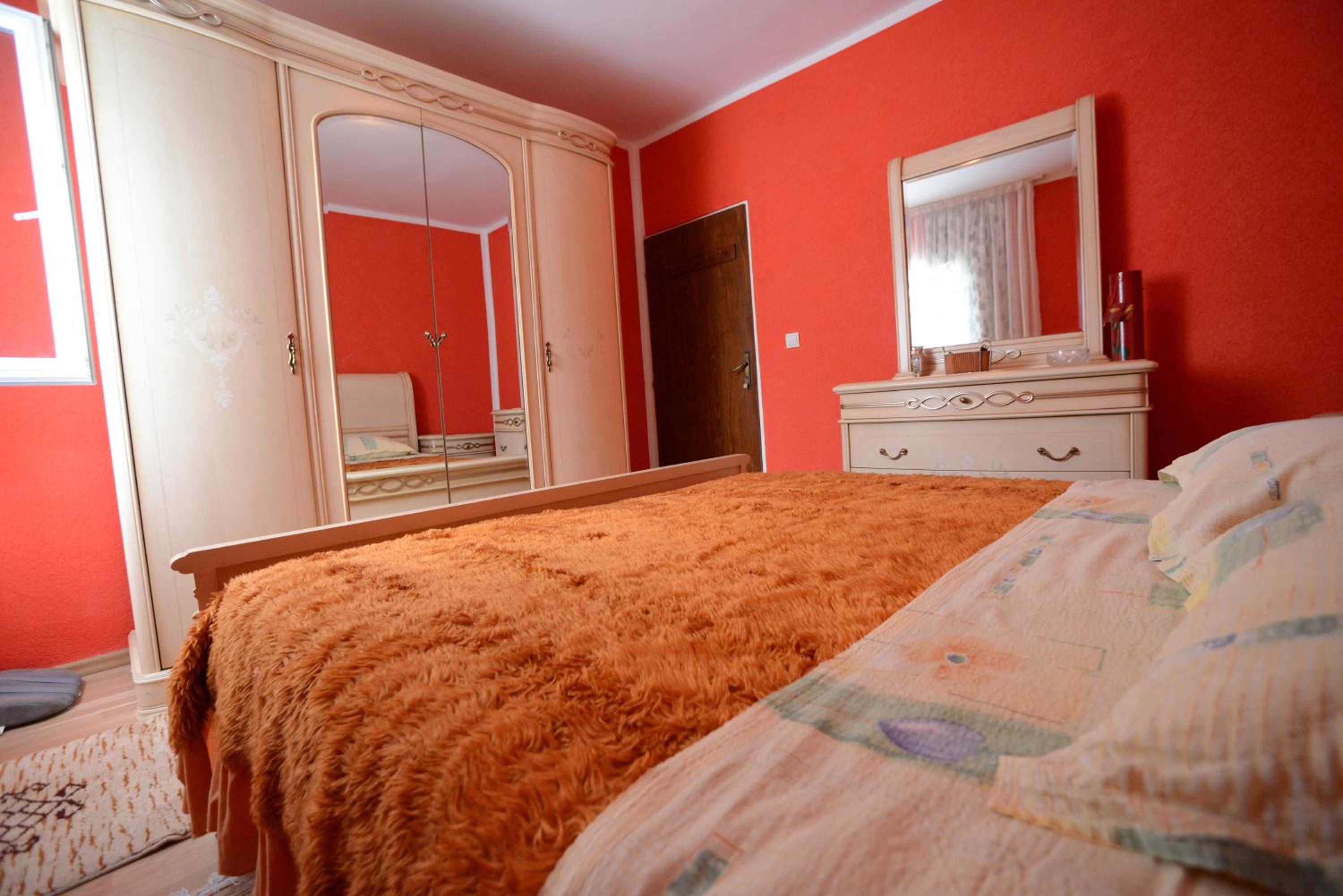Three-Bedroom House - Photo 1