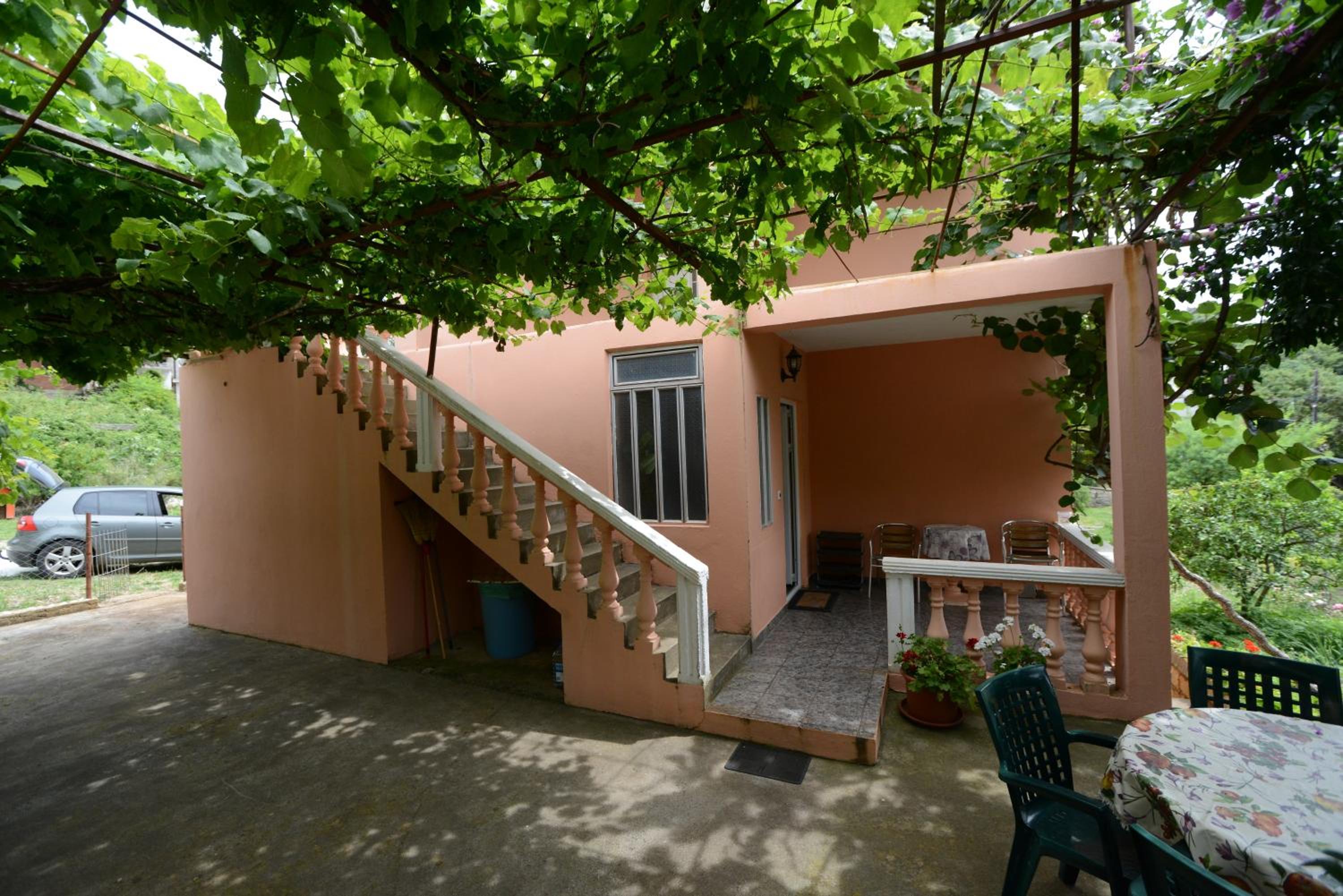 Three-Bedroom House - Photo 3