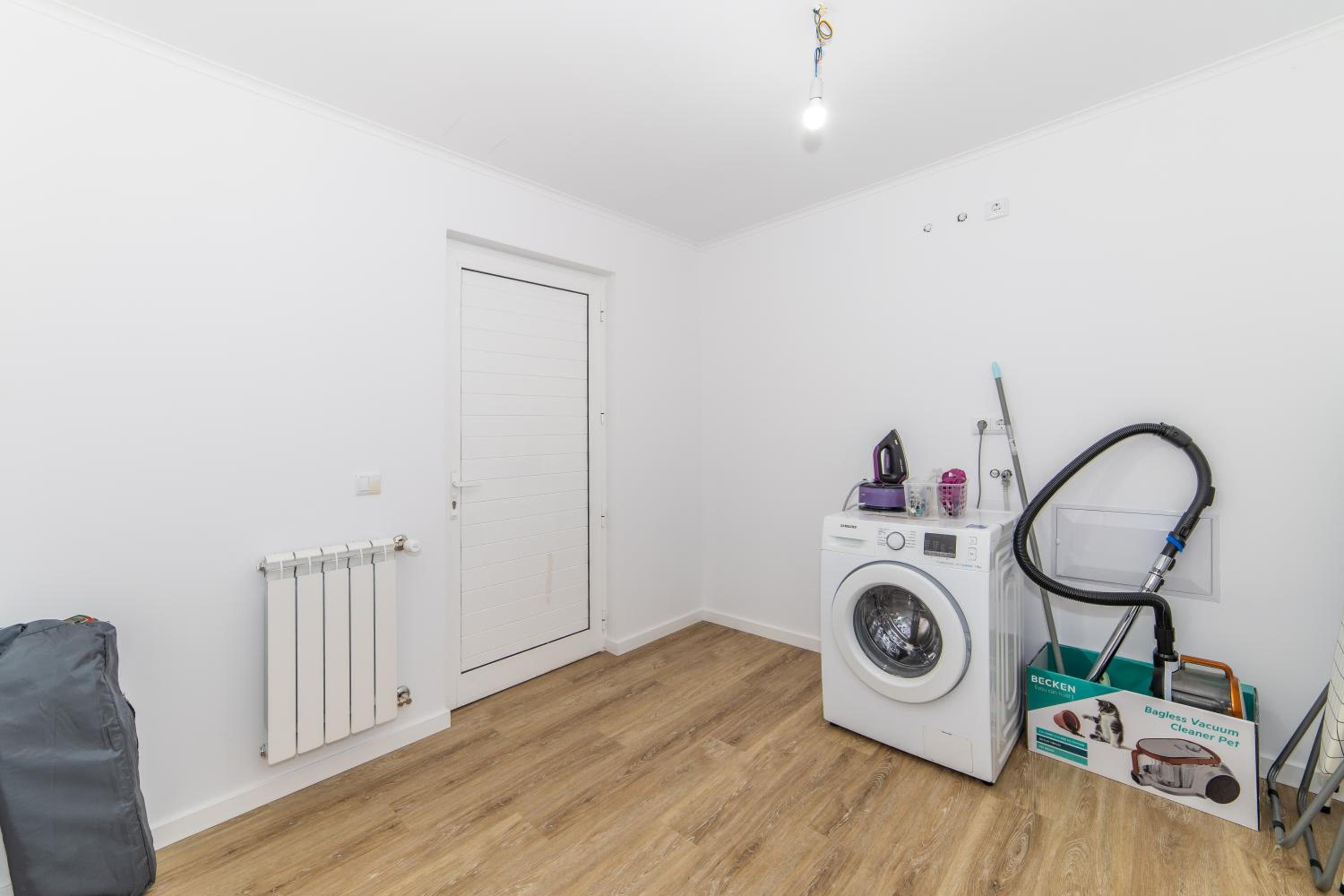 Apartment photo 3