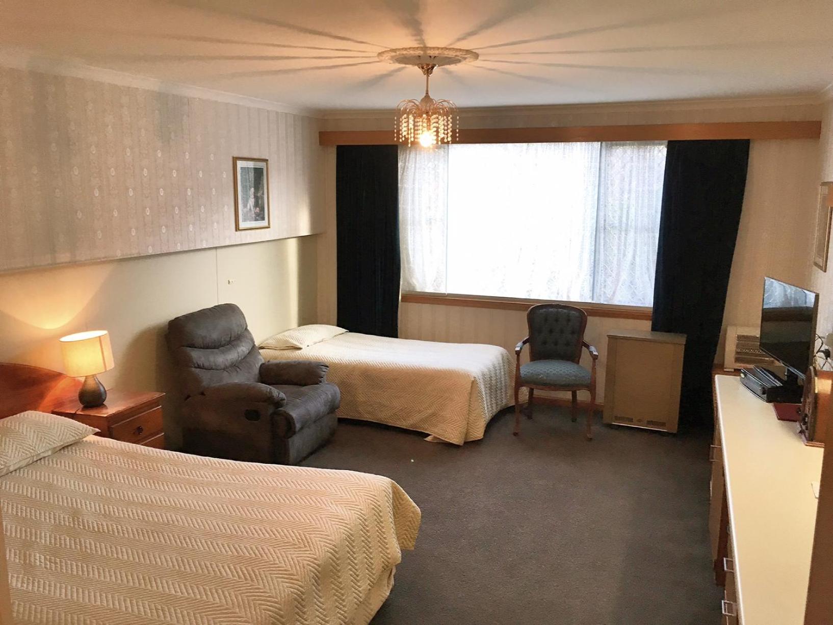 Standard Triple Room photo 2