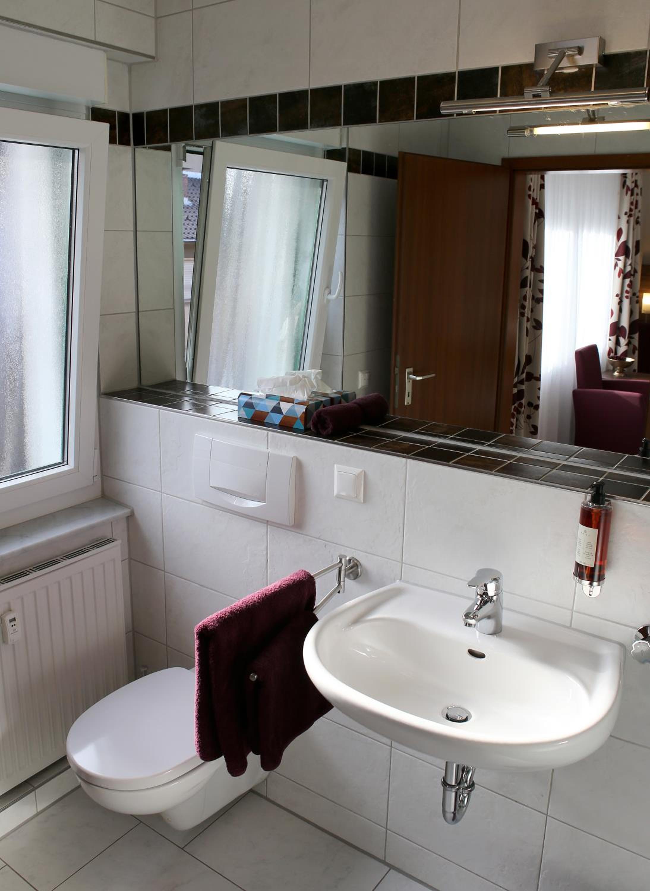 Single Room photo 3