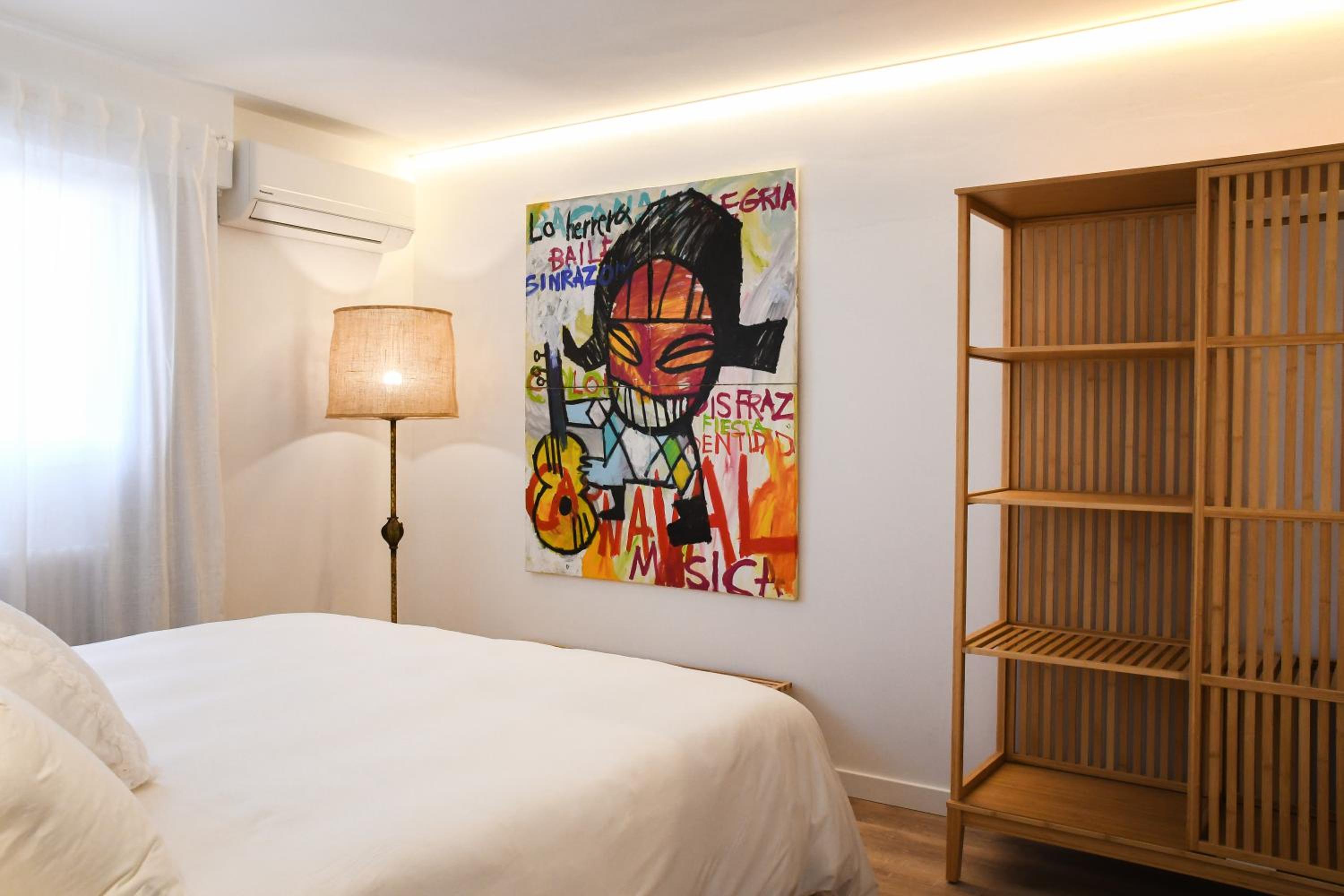 Deluxe Double or Twin Room photo 2