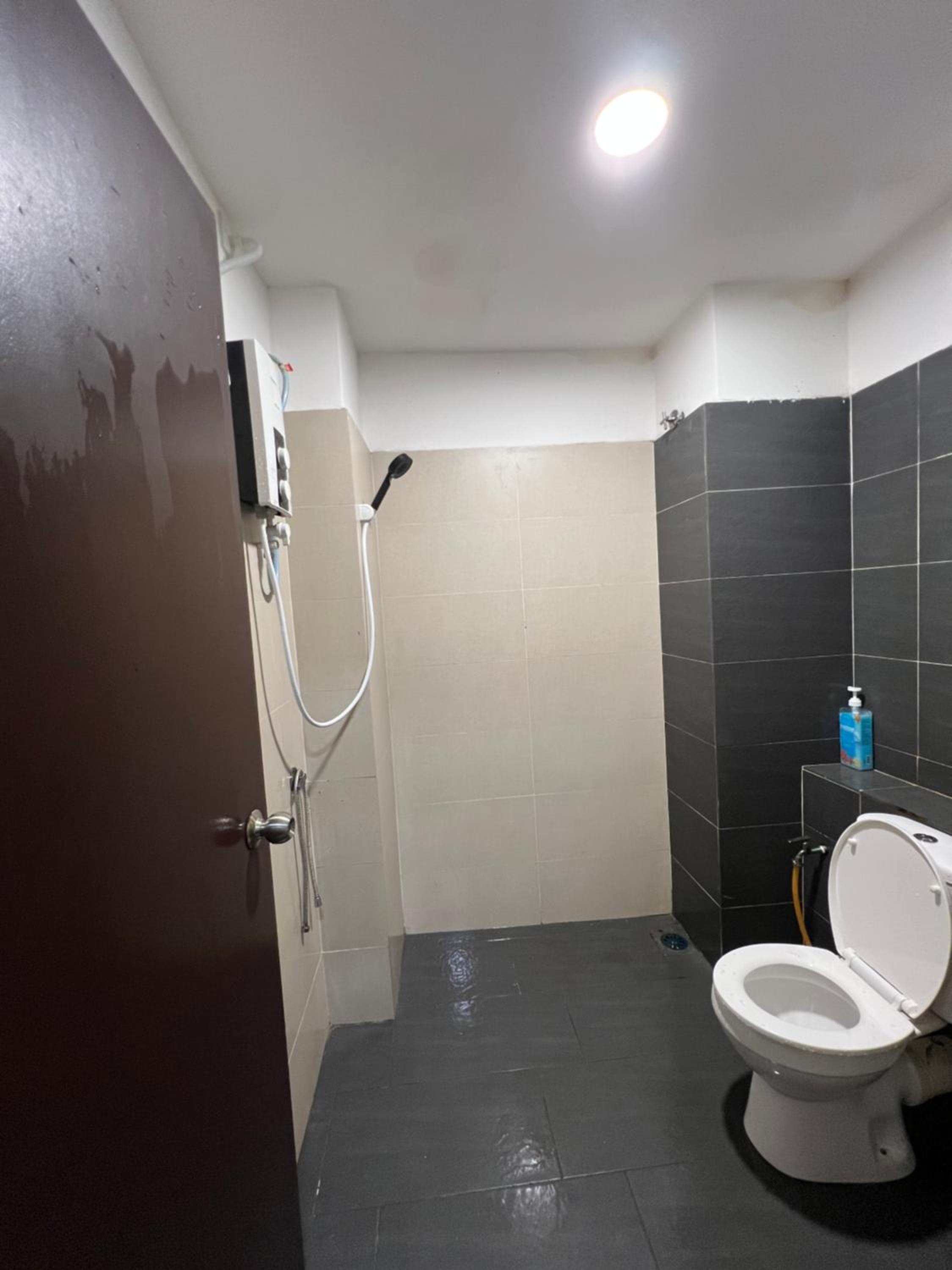 One-Bedroom Apartment with Balcony photo 3
