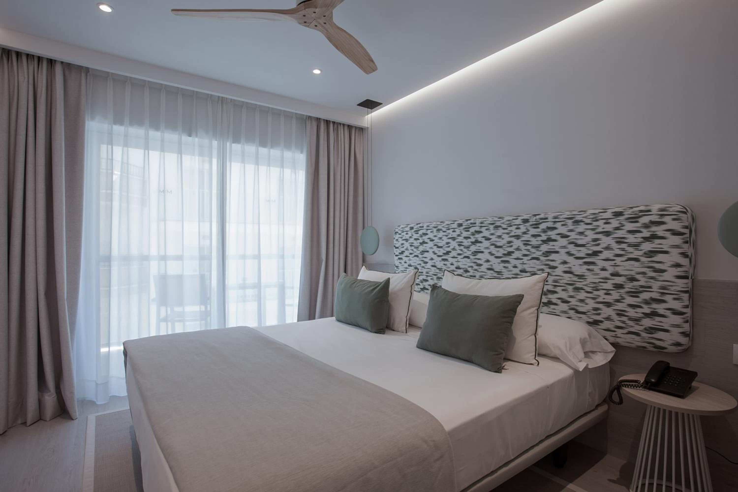 Superior Room - Photo 3