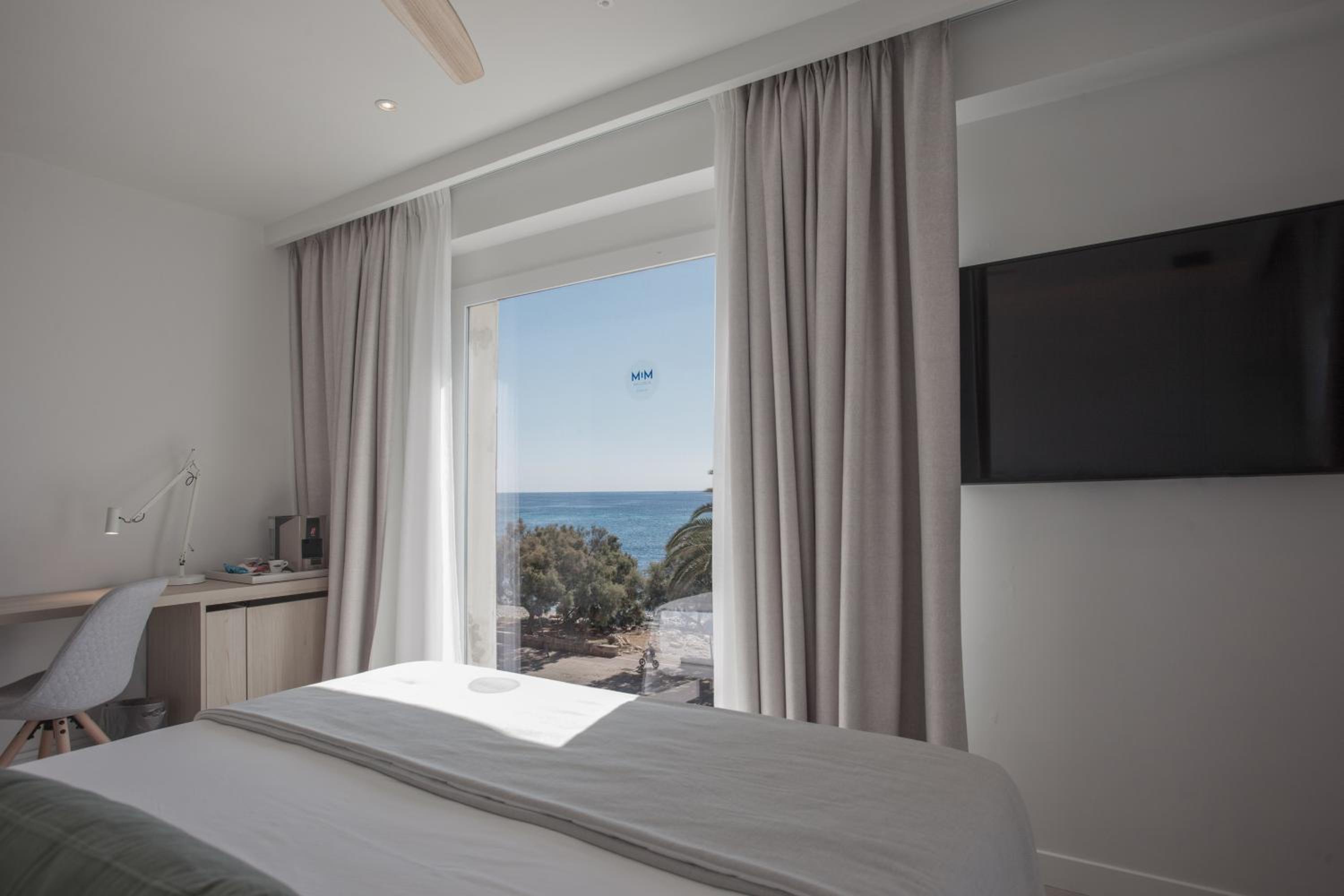 Superior Room Frontal Sea View - Photo 4