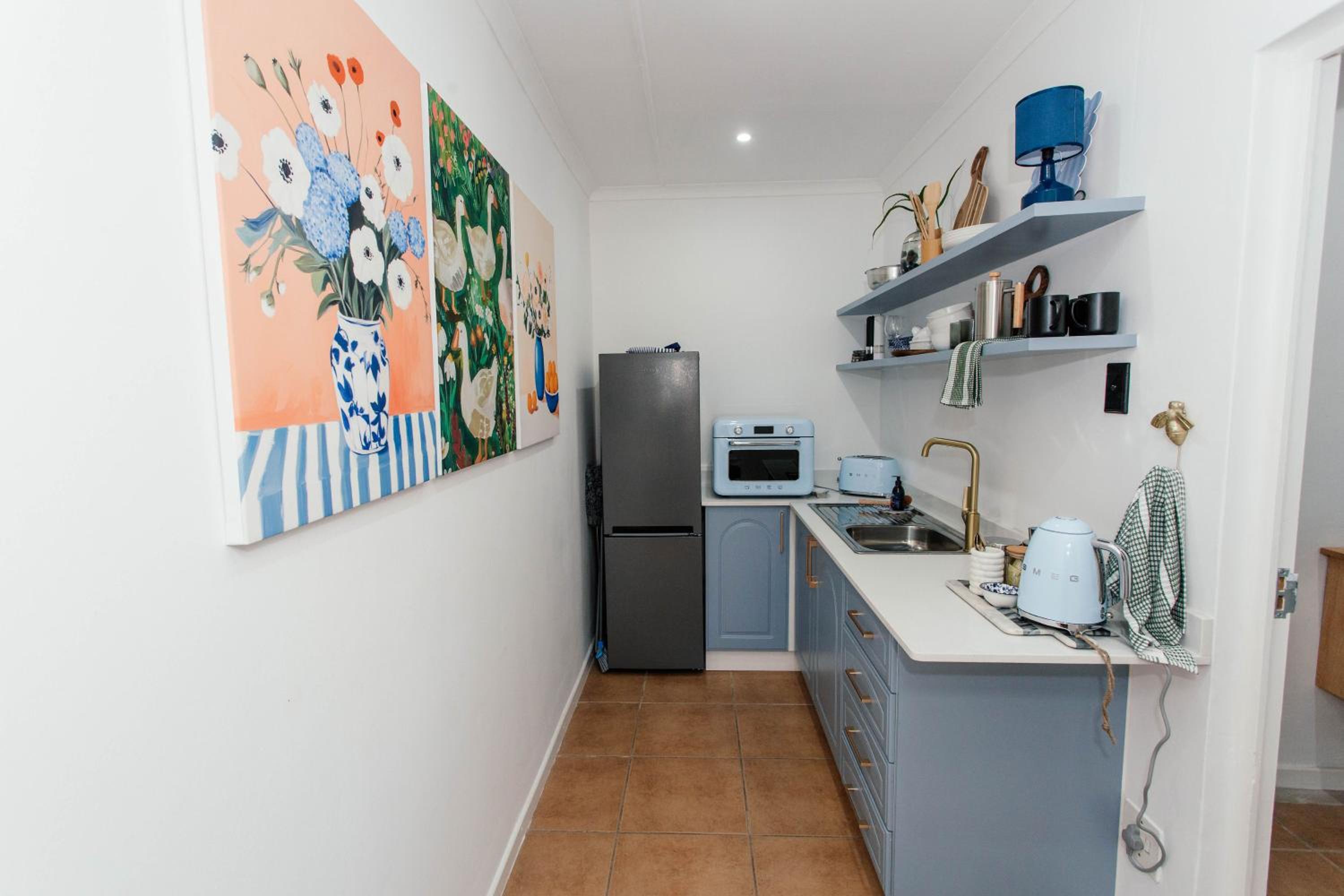 Apartment photo 2