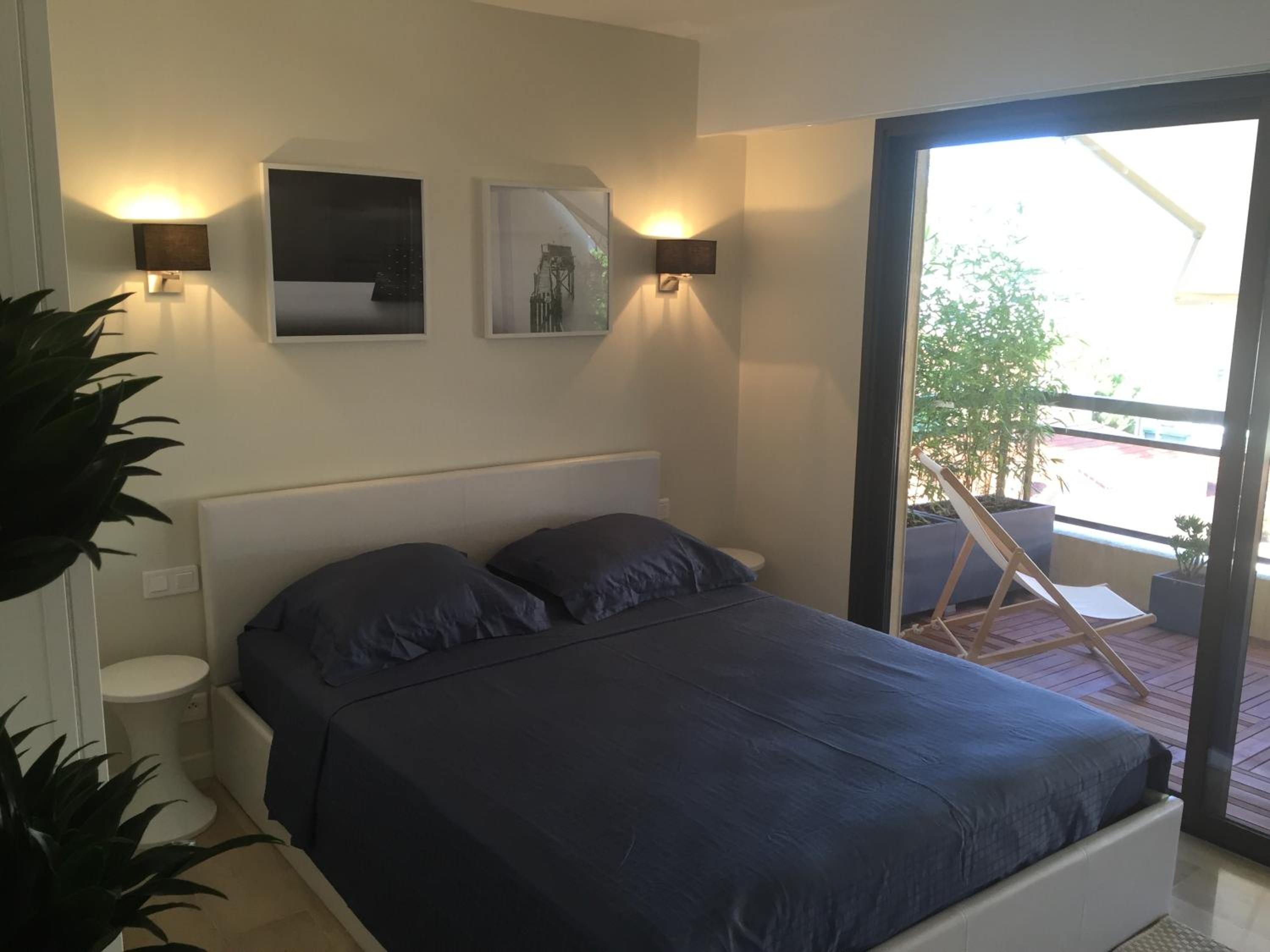 Apartment with Terrace photo 3