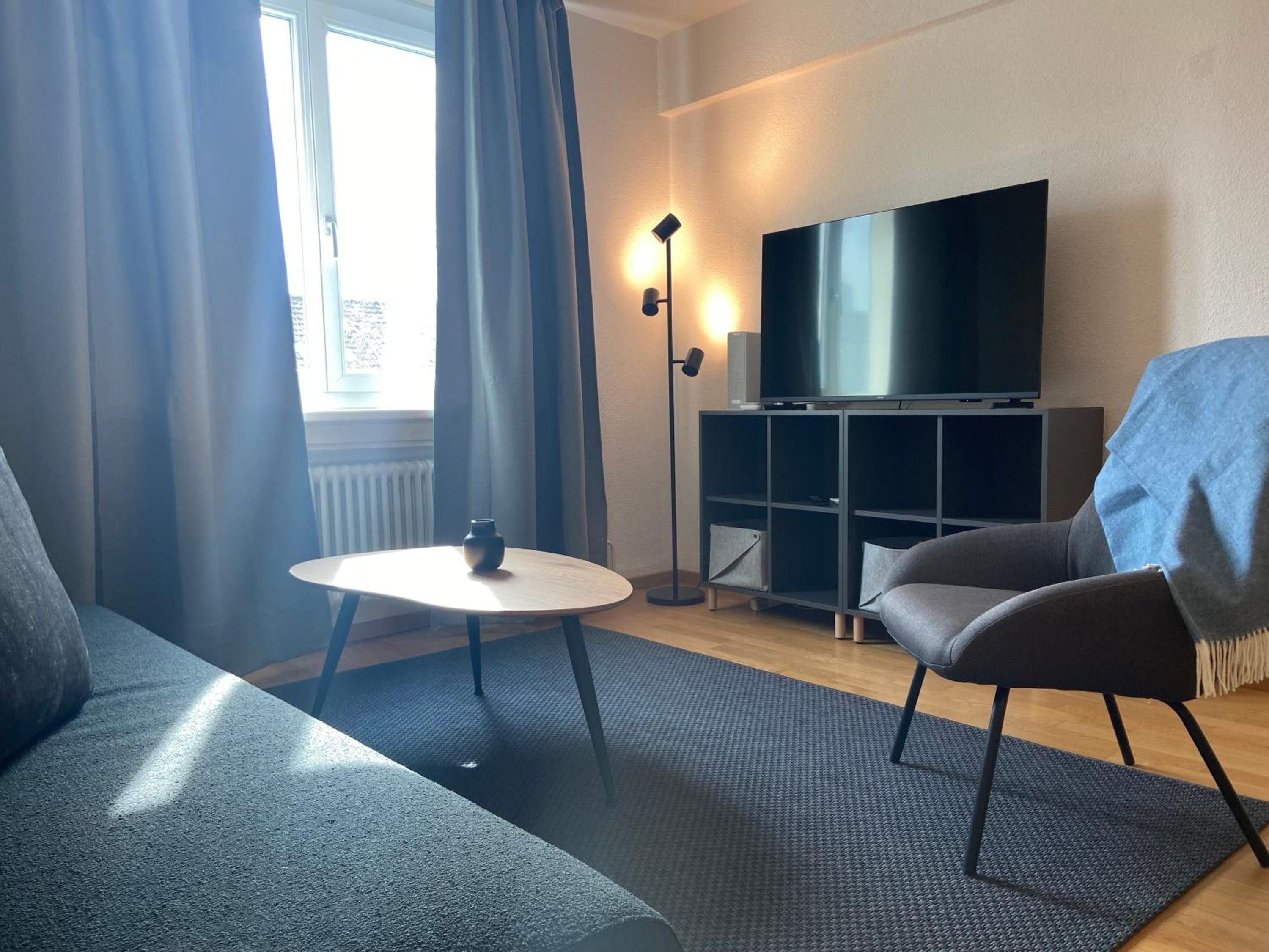 One-Bedroom Apartment with Balcony