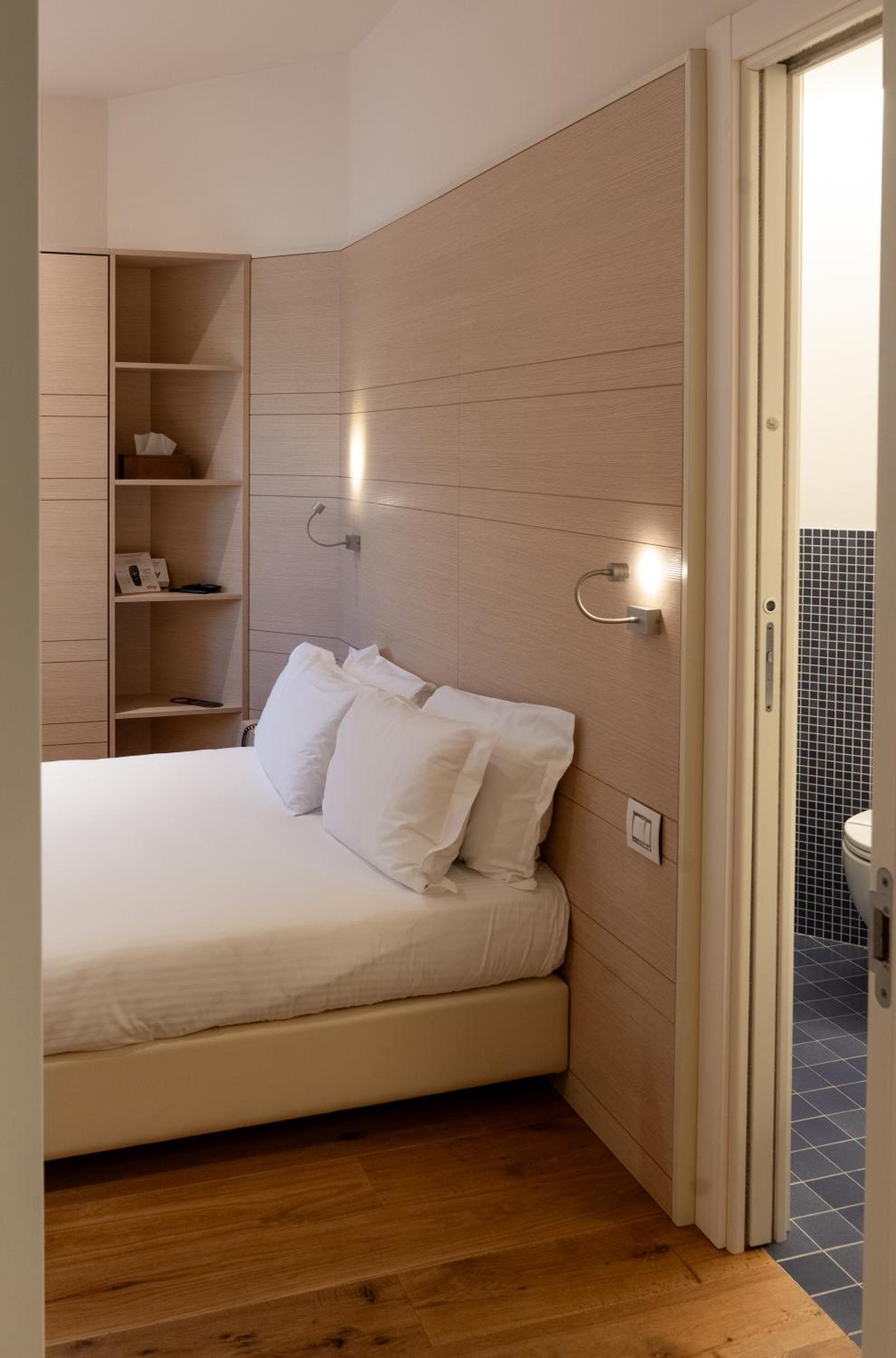 Business Double Room with Gym Access