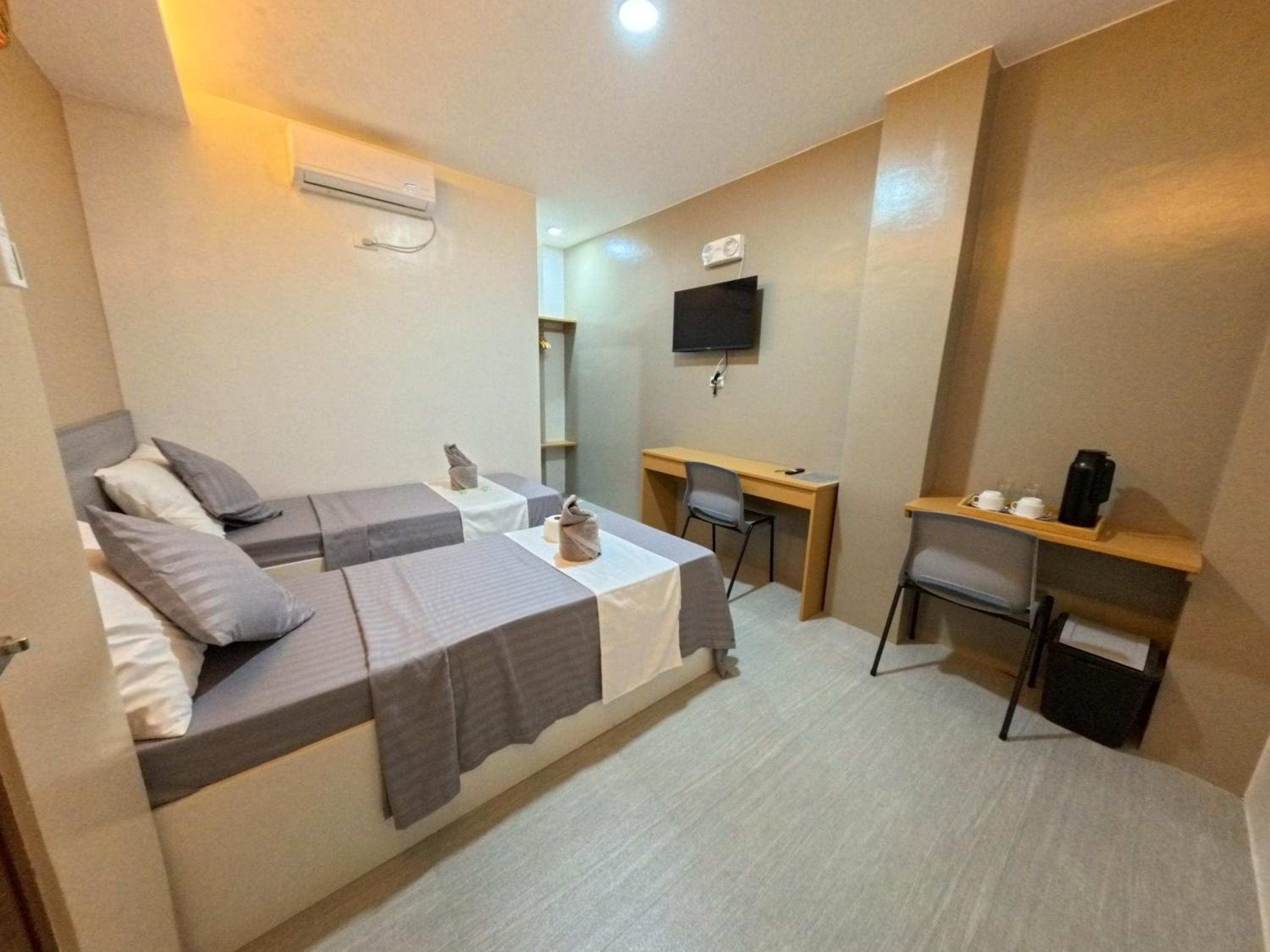Deluxe Double or Twin Room photo 1