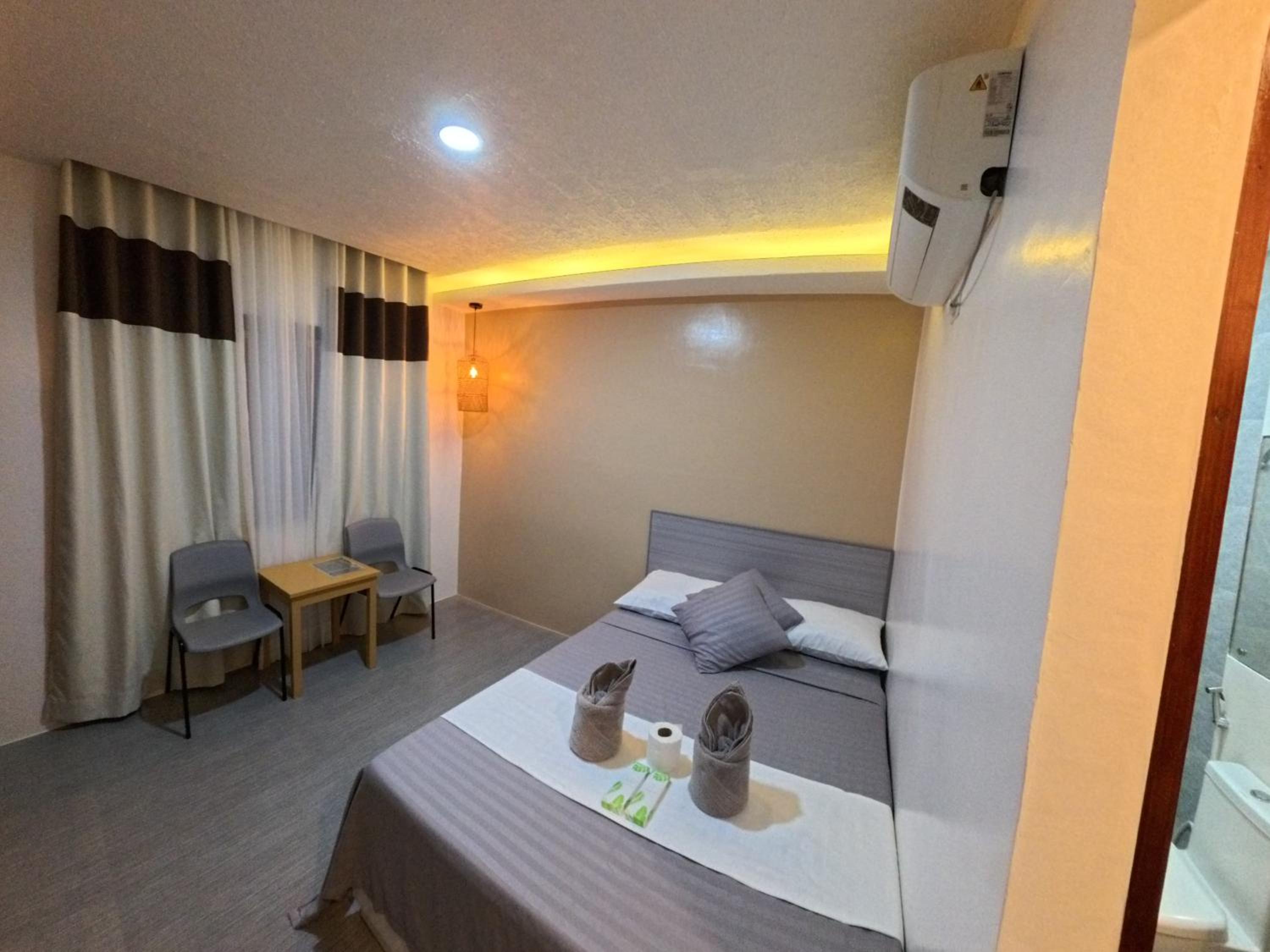 Standard Double Room photo 2