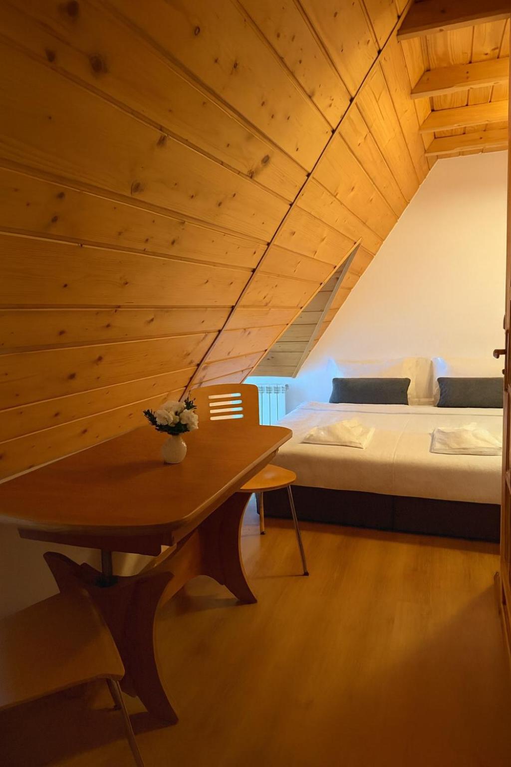 Double Room photo 3